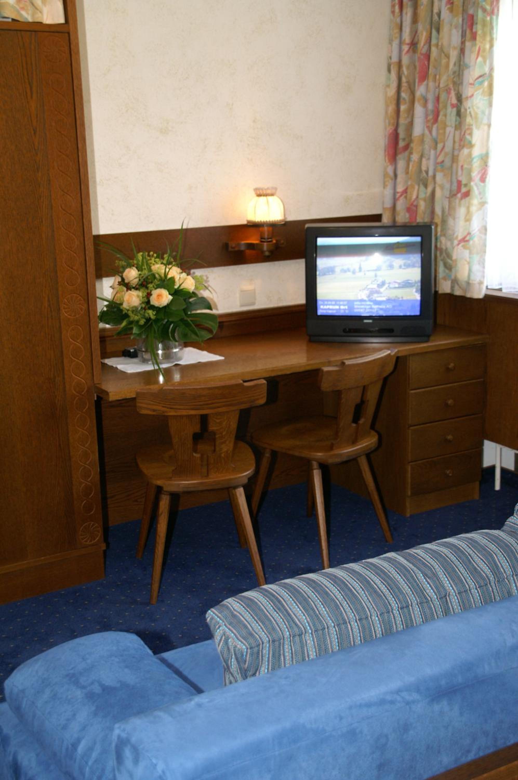 Standard Triple Room photo 2