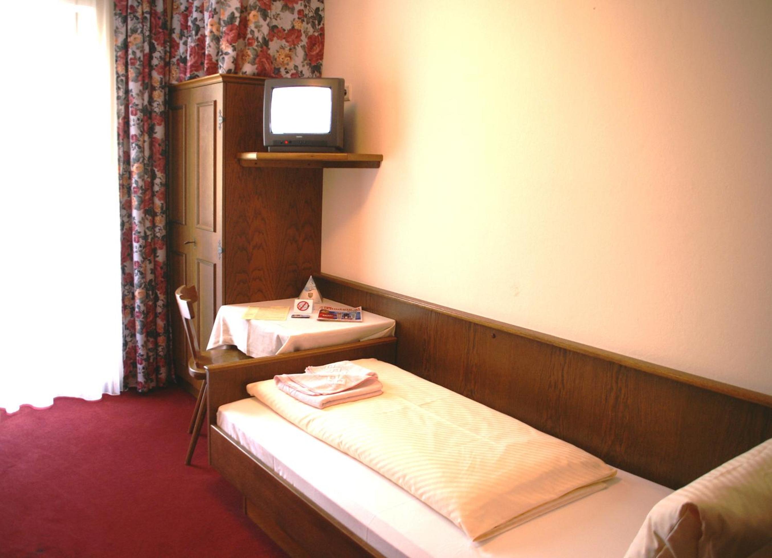 Standard Single Room photo 3