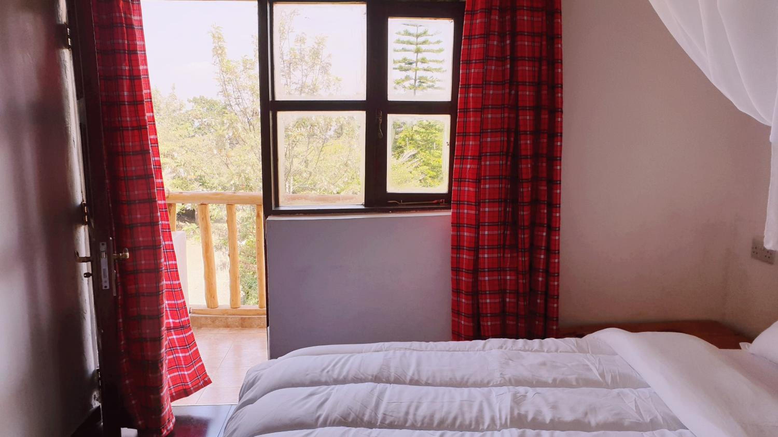 Double Room with Balcony - Photo 105