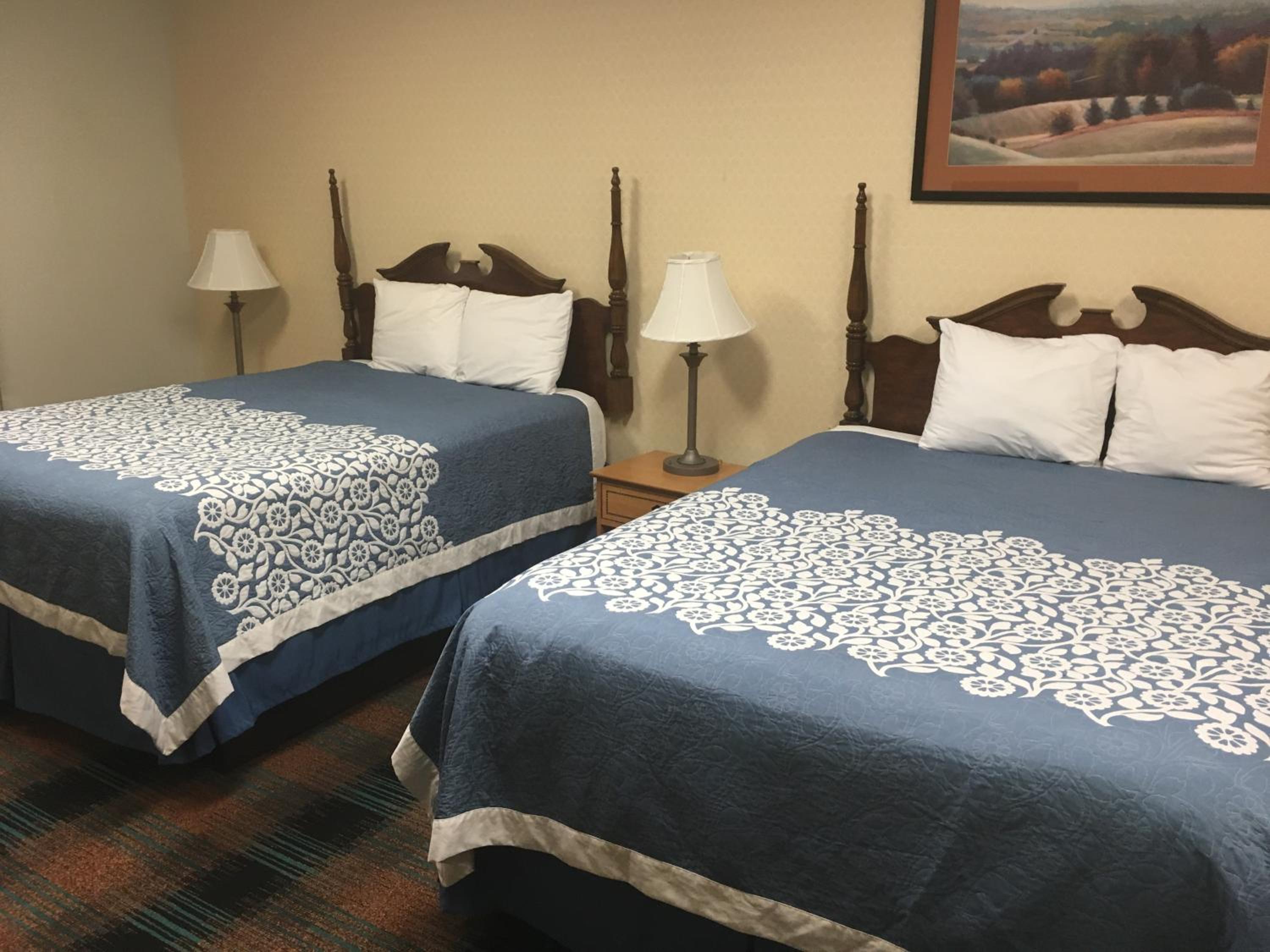 Deluxe Double Room with Two Double Beds - Non-Smoking - Photo 2