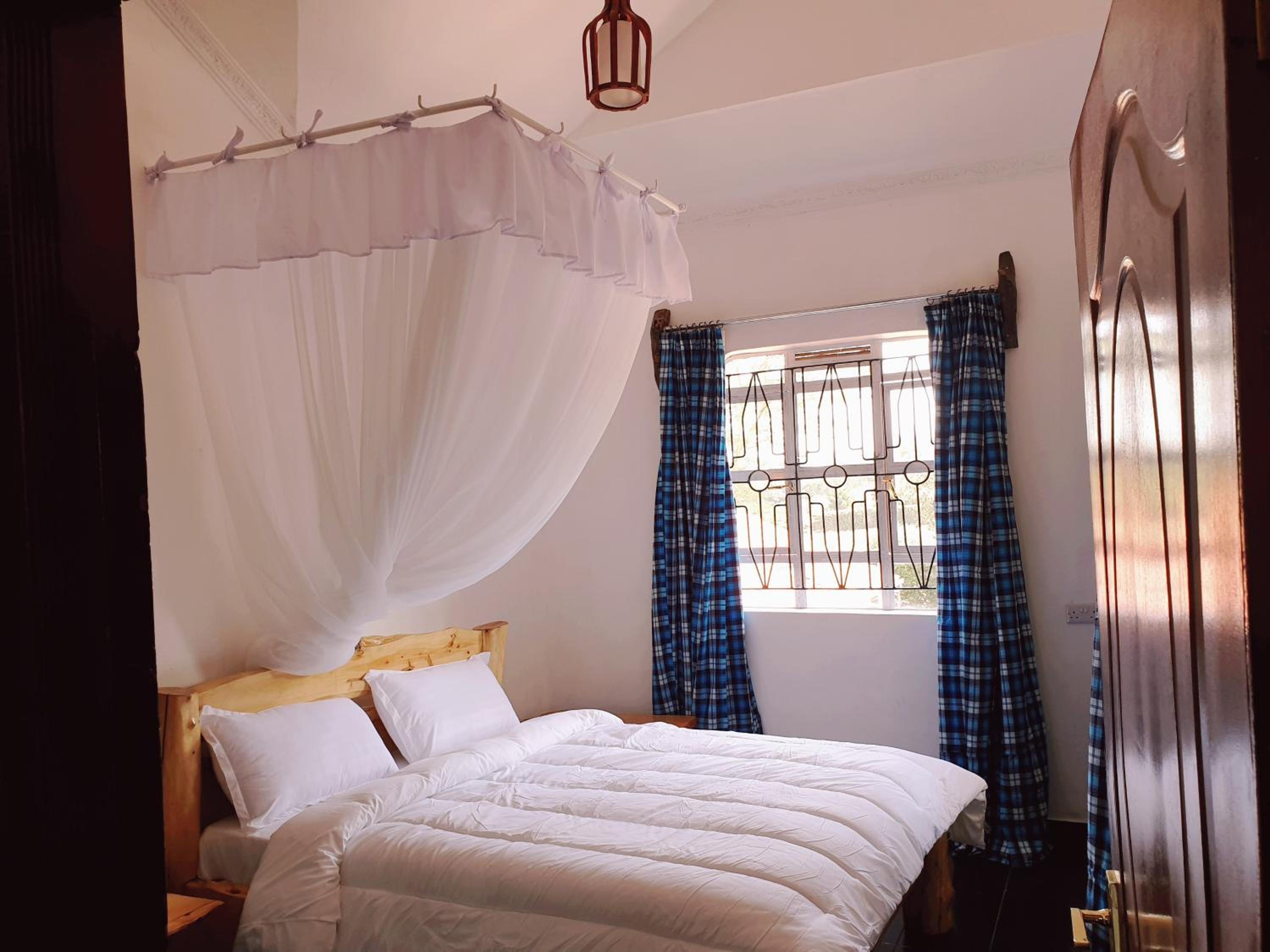 Double Room with Balcony - Photo 93