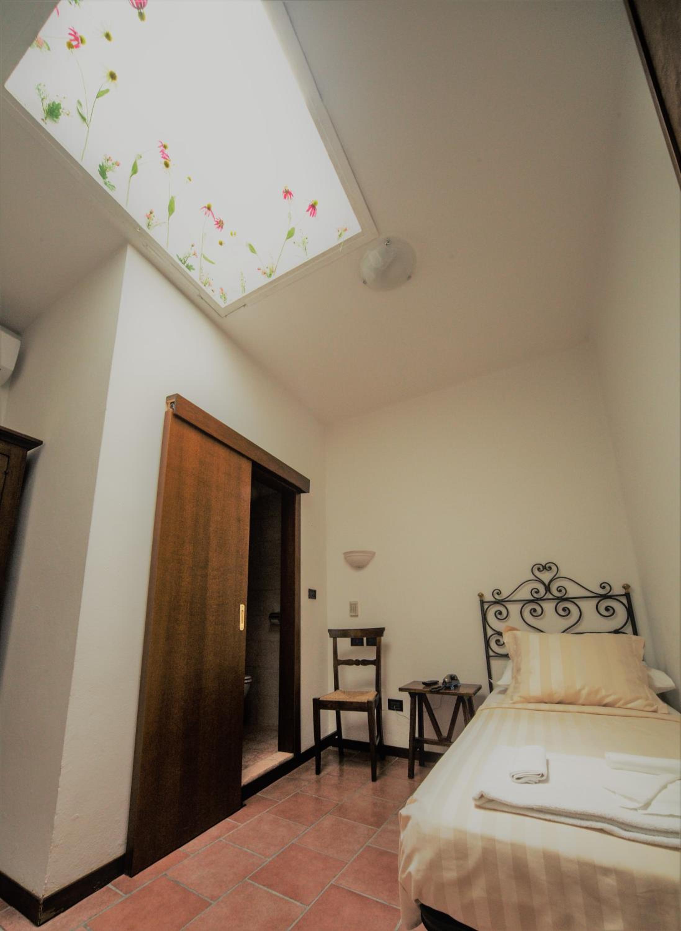 Small Single Room