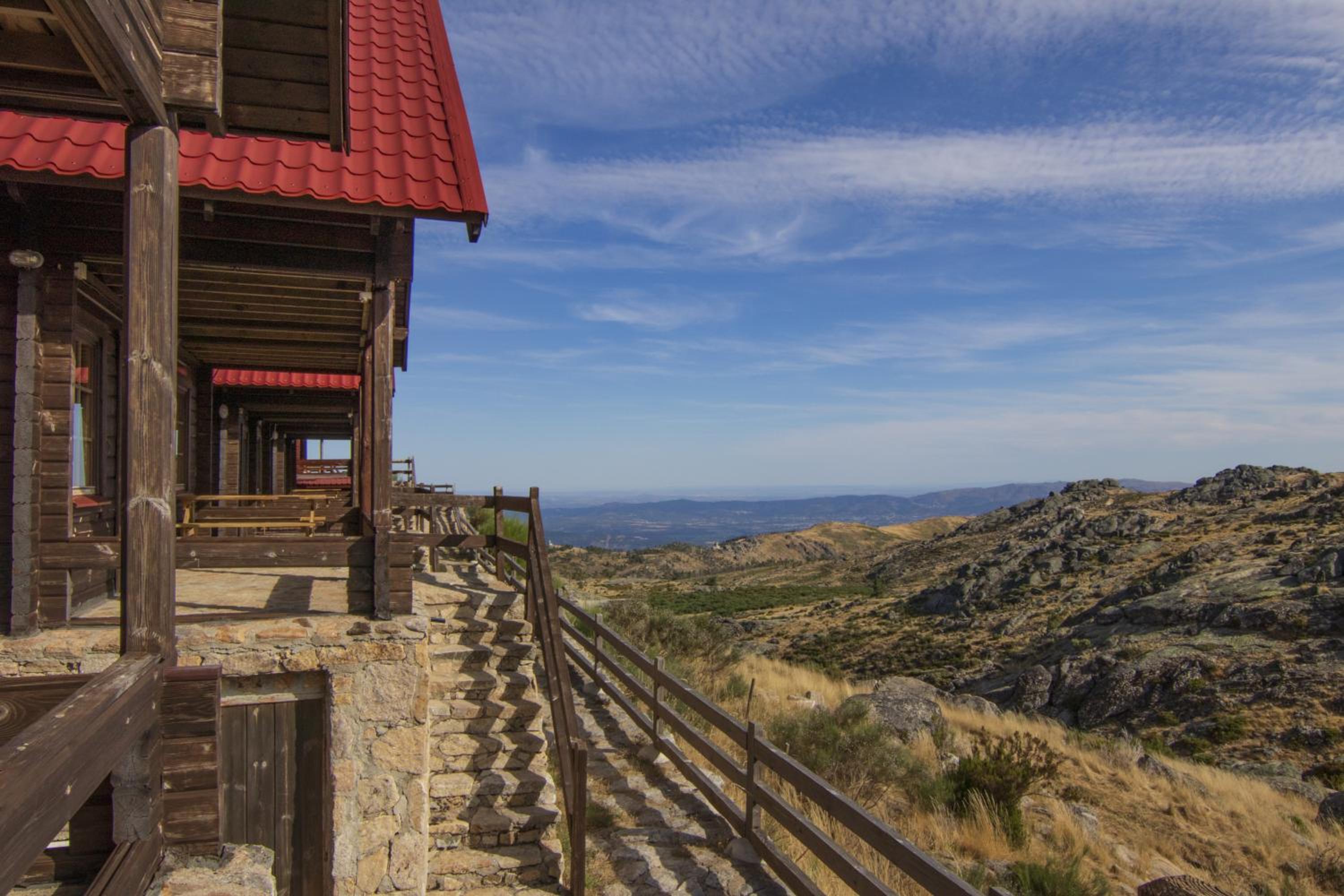 Three-Bedroom Chalet With Panoramic View photo 2
