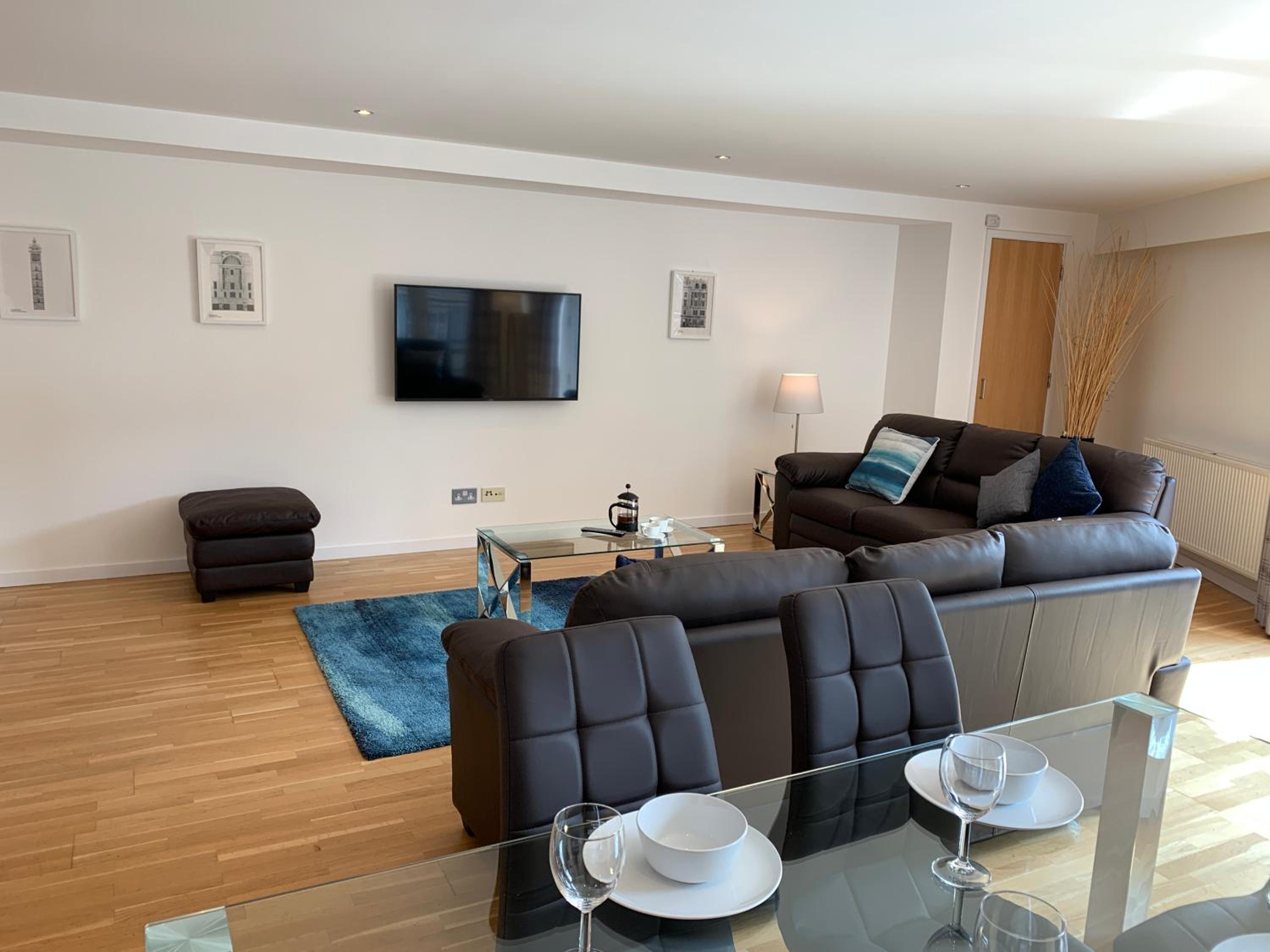 Superior Two King Bedroom Apartment with Sofa Bed