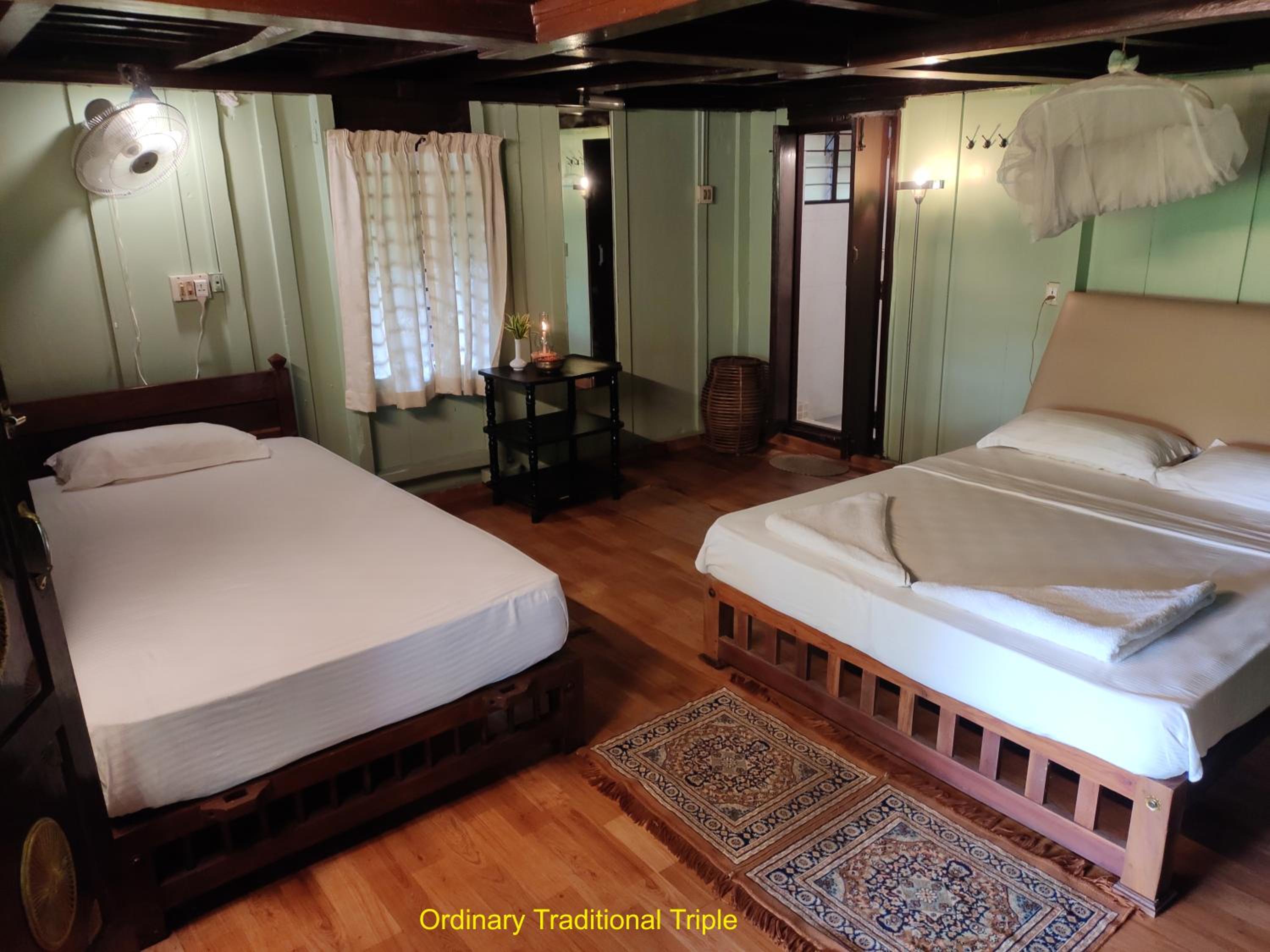 Triple Room with Balcony