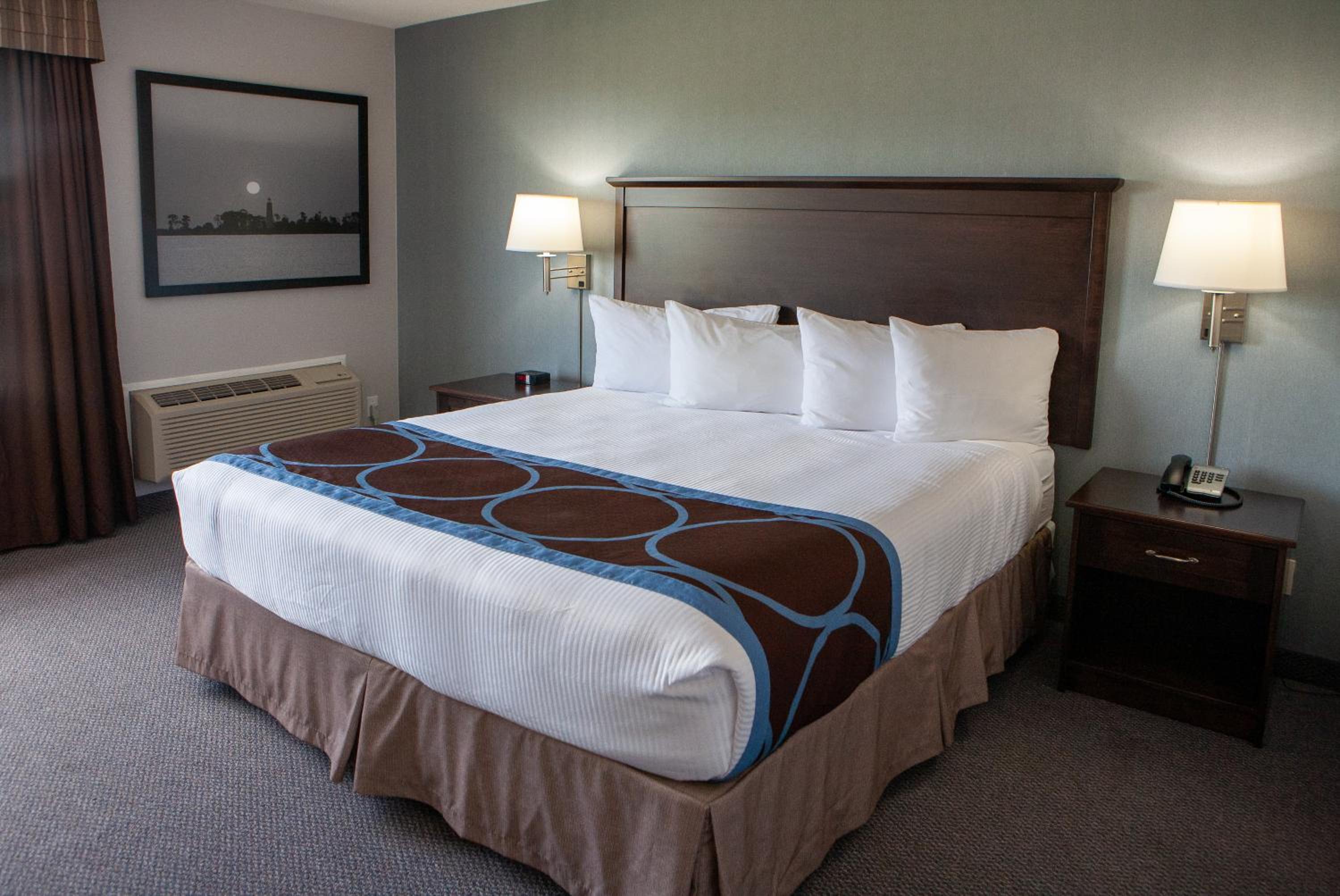 Deluxe King Room with Park View - Non-Smoking - Photo 1