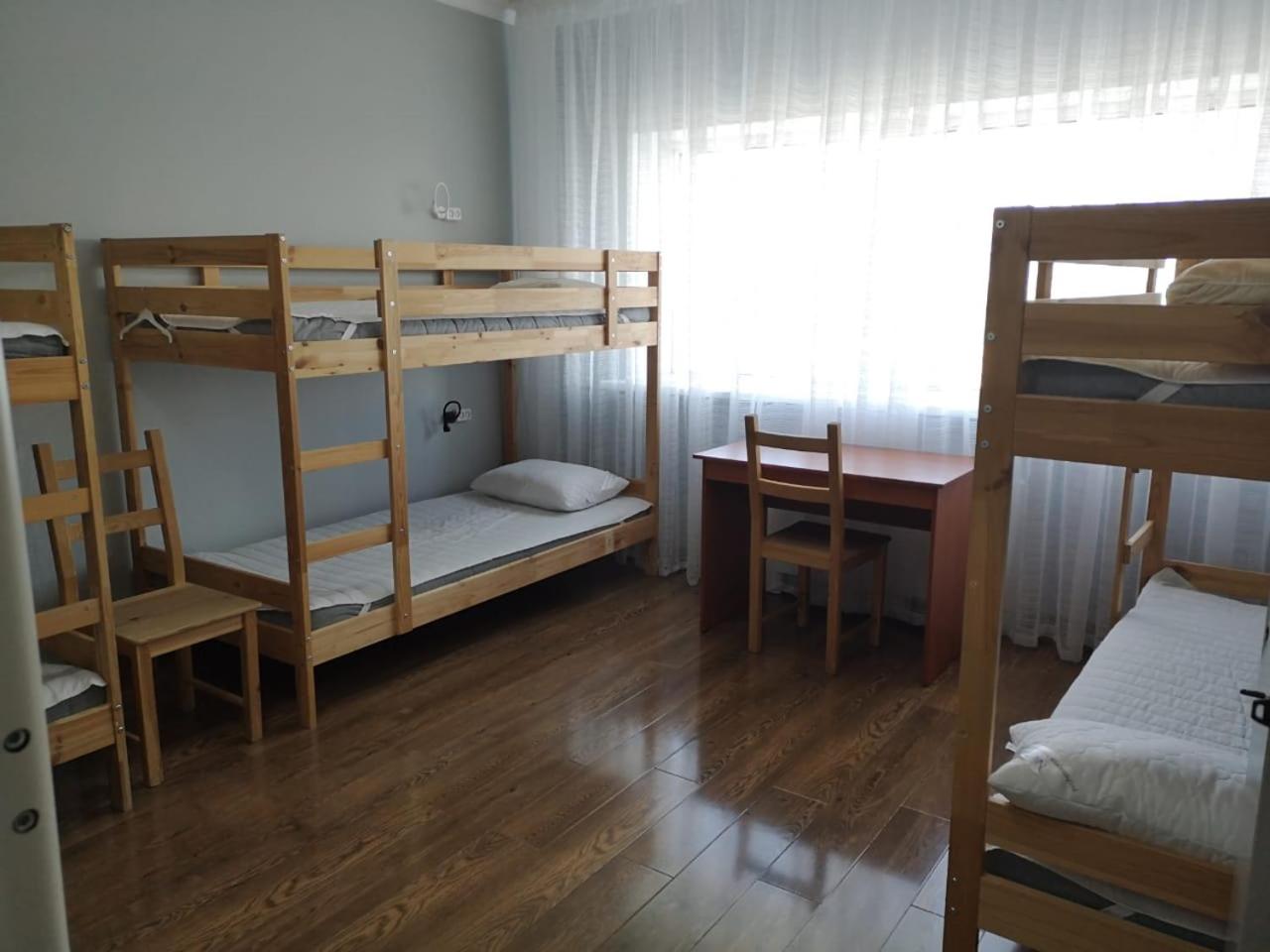 Bed in 6-Bed Mixed Dormitory Room photo 1