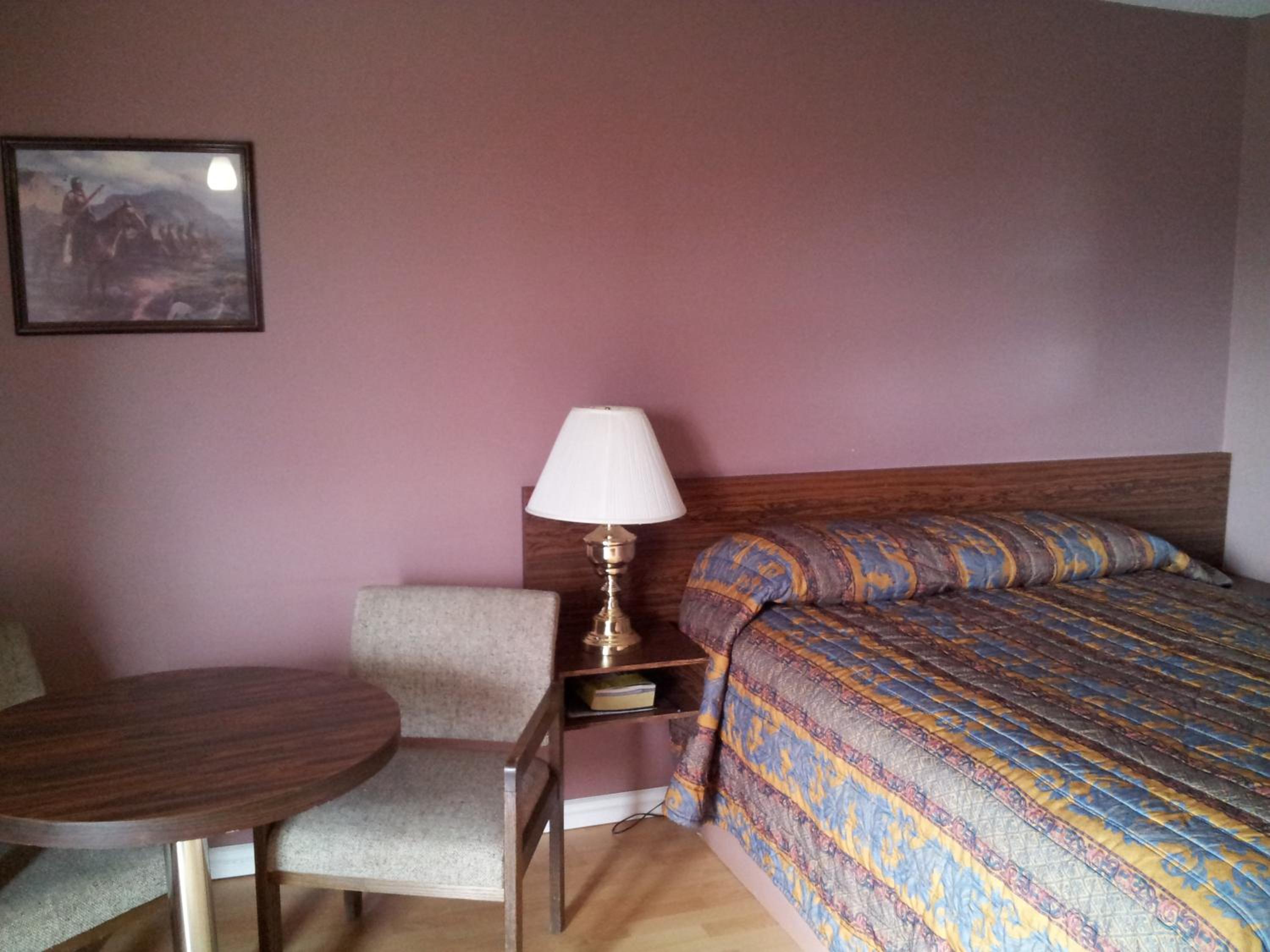 Queen Room photo 3