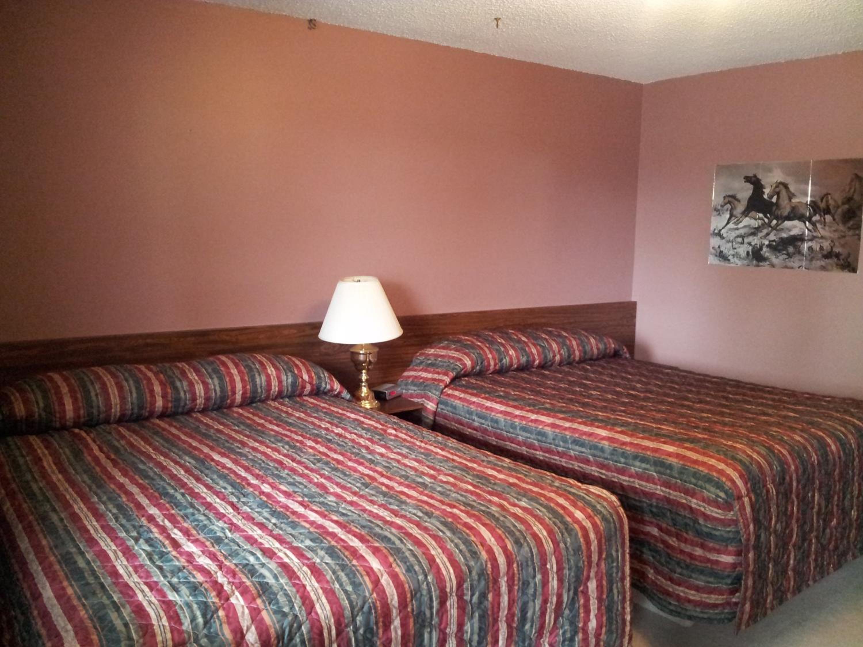 Queen Room - Photo 1