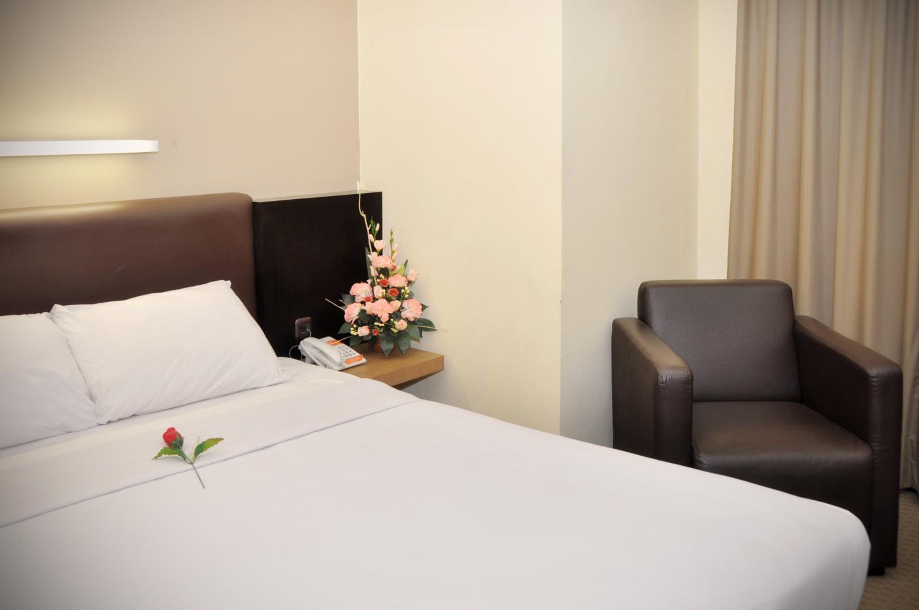 Grand Deluxe Room - Photo 3