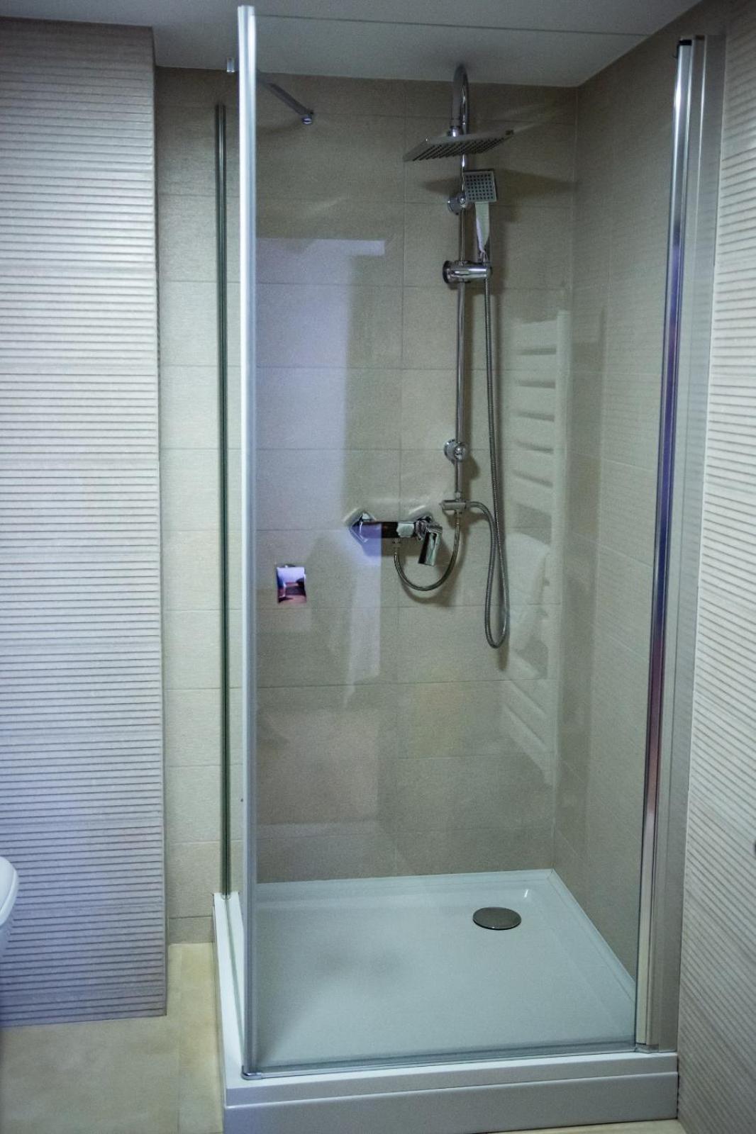 Two-Bedroom Apartment - Photo 11
