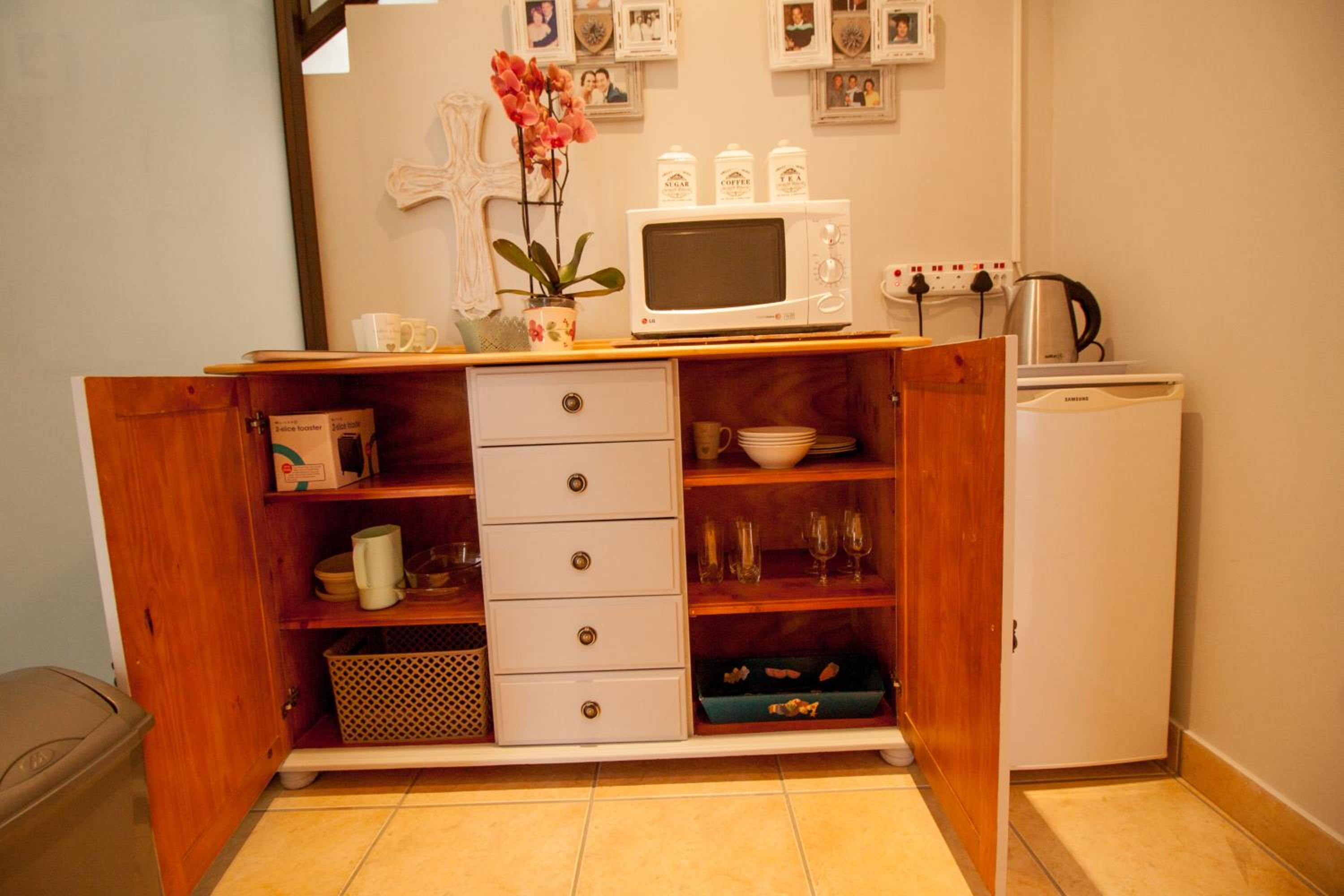 Studio Apartment with Sea View photo 3