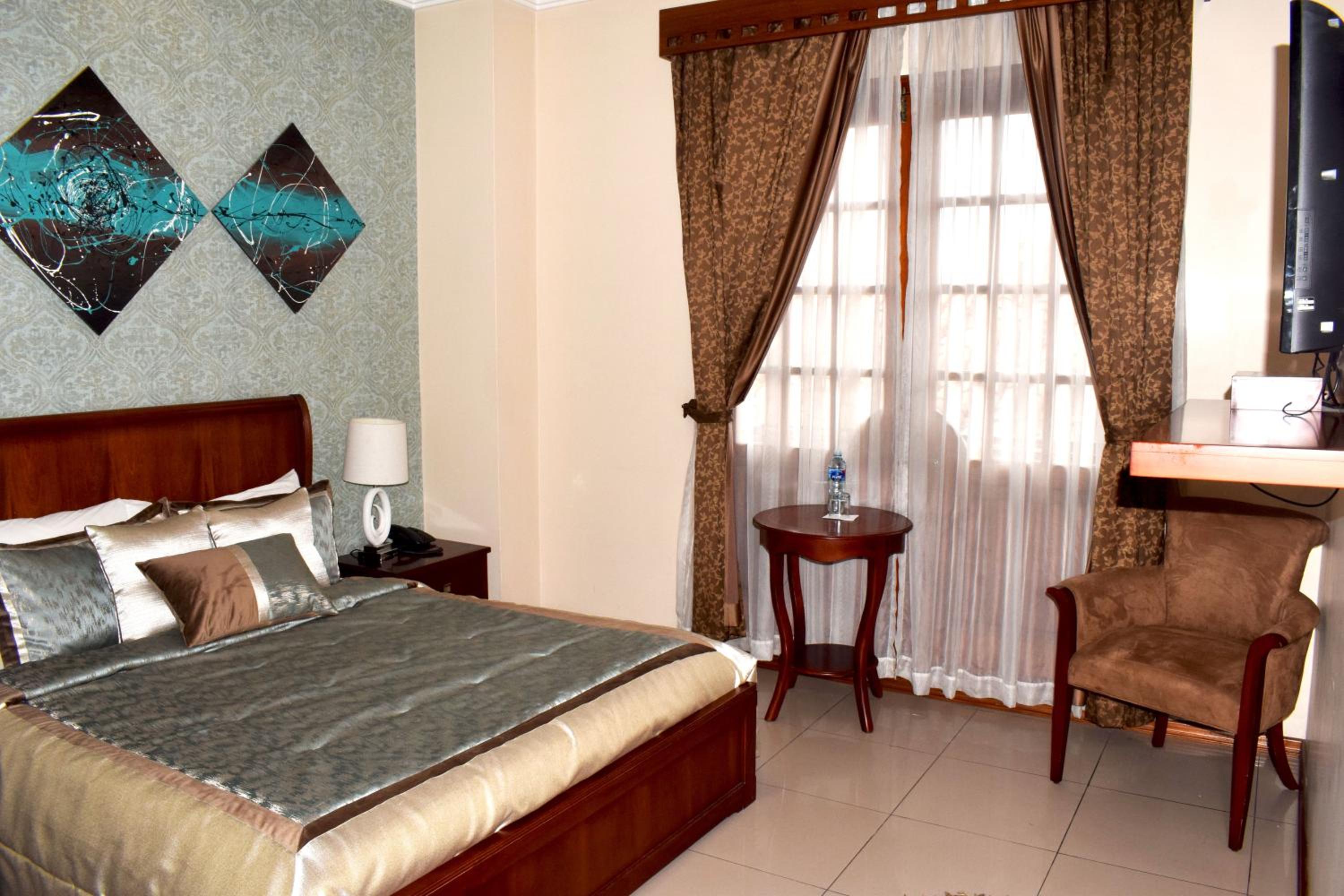 Single Room photo 3