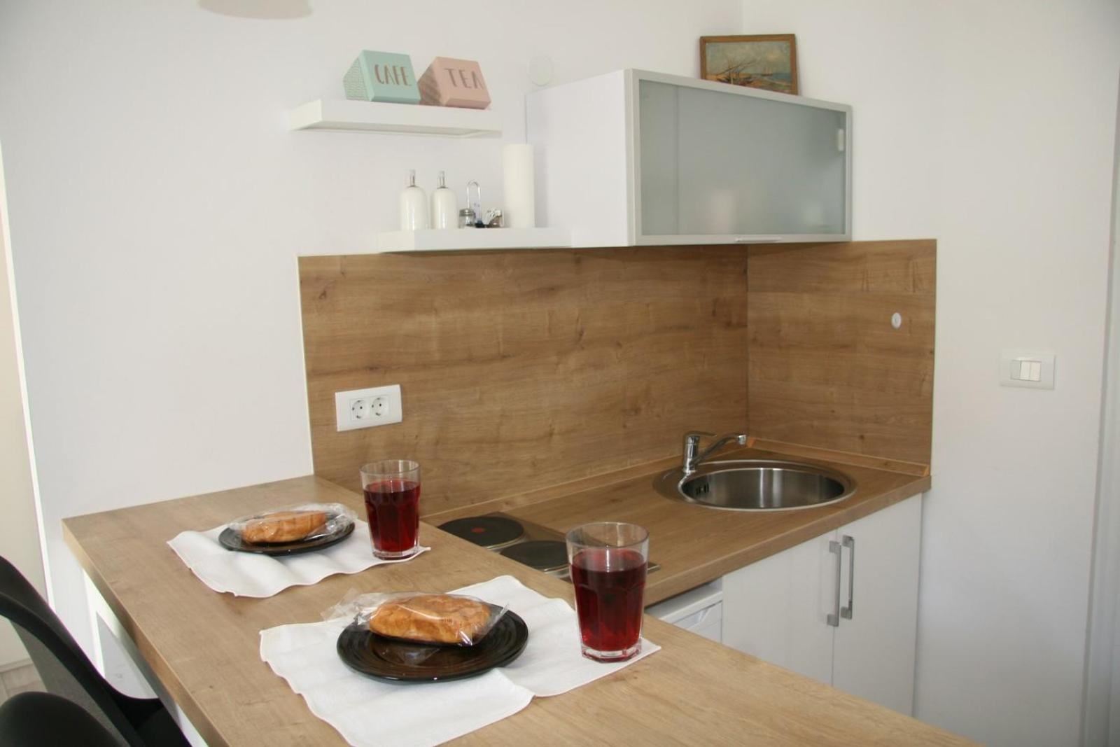One-Bedroom Apartment - Photo 15