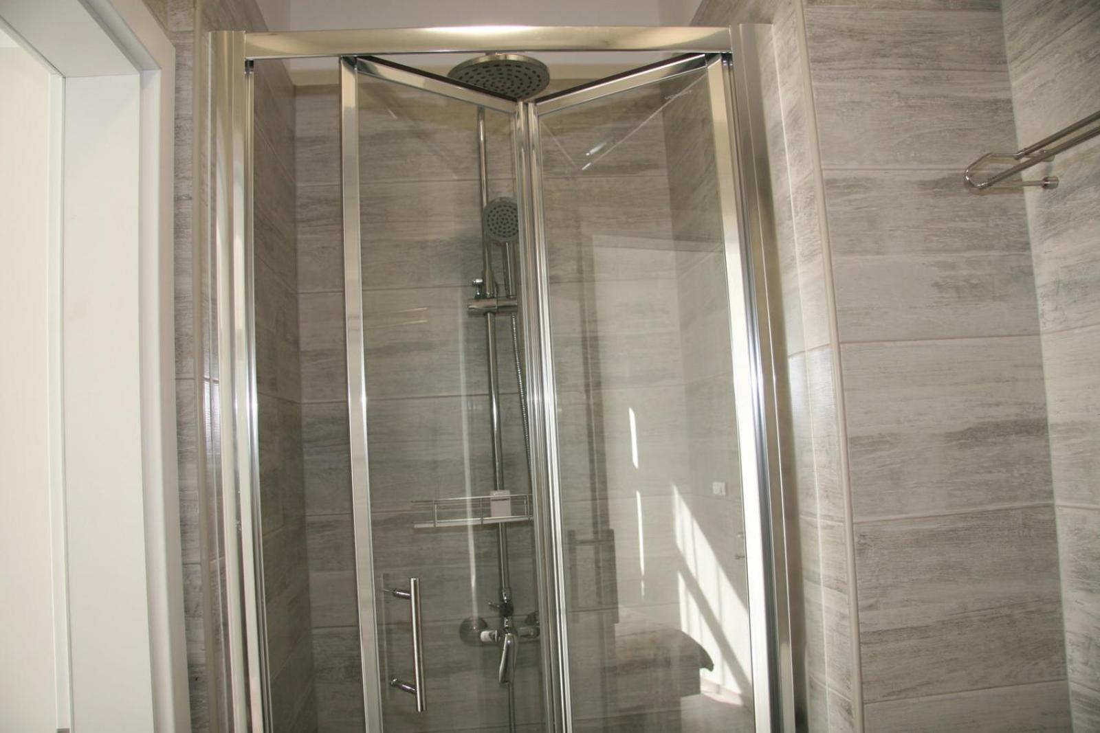 One-Bedroom Apartment - Photo 9