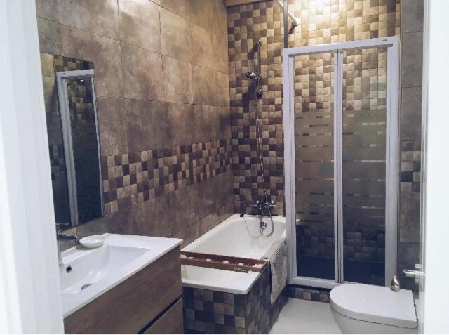 Studio Apartment photo 3