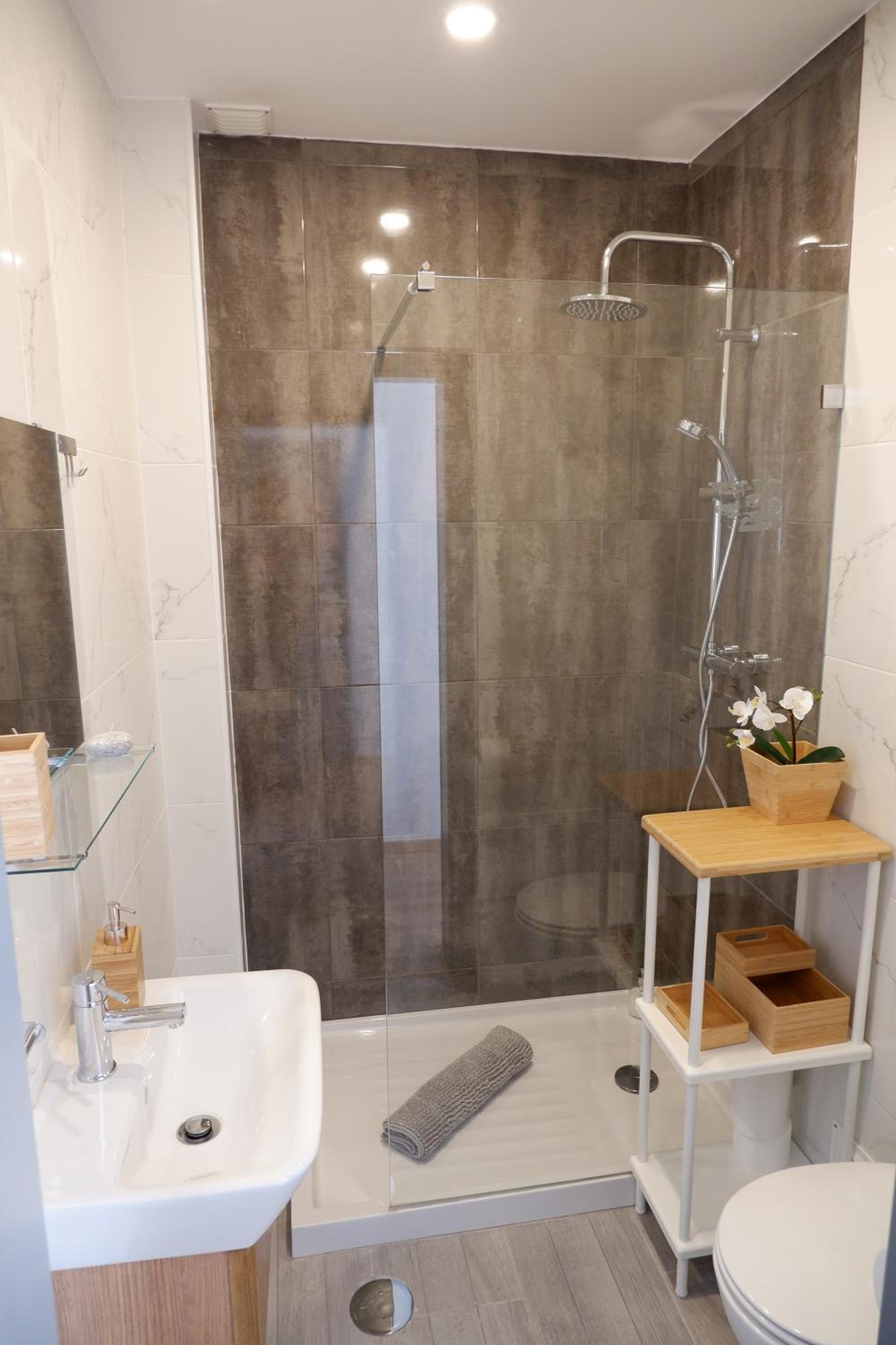 Double Room with Private Bathroom photo 2
