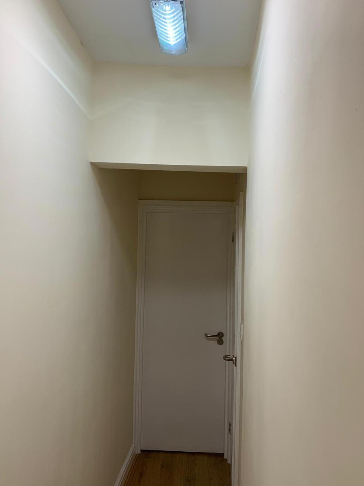 Executive Suite - Photo 7