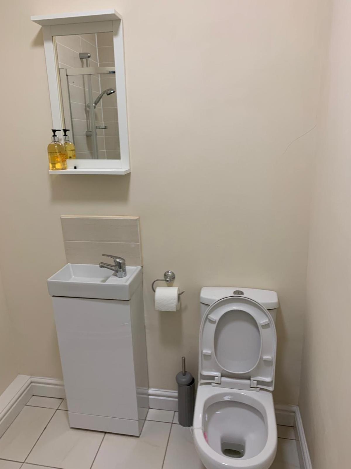 Standard Triple Room - Photo 5