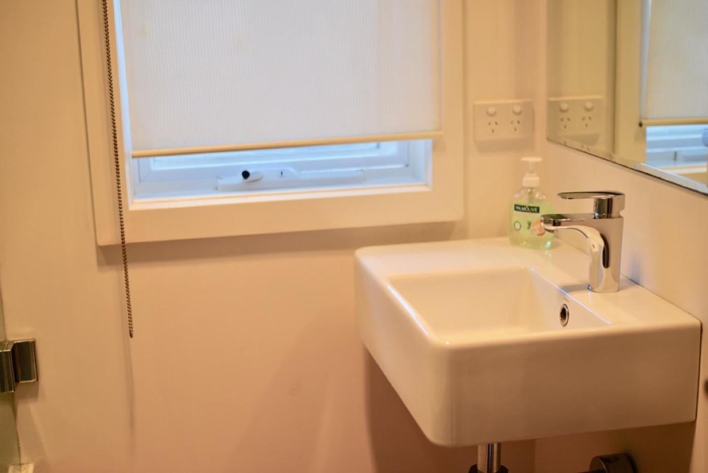 Apartment with Sea View - Photo 22