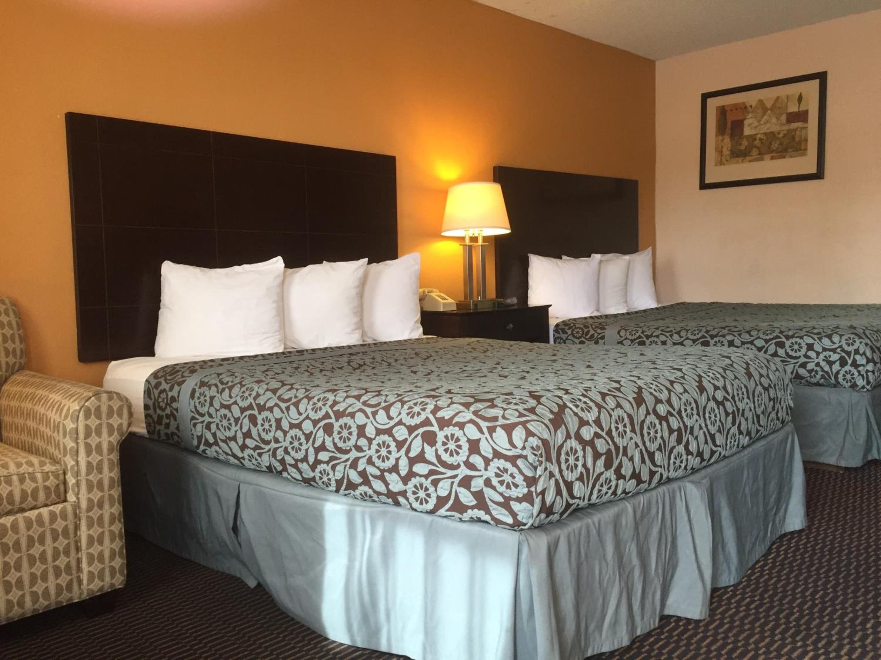 Standard Room with Two Queen Beds - Non-Smoking - Not Pet Friendly - Photo 1