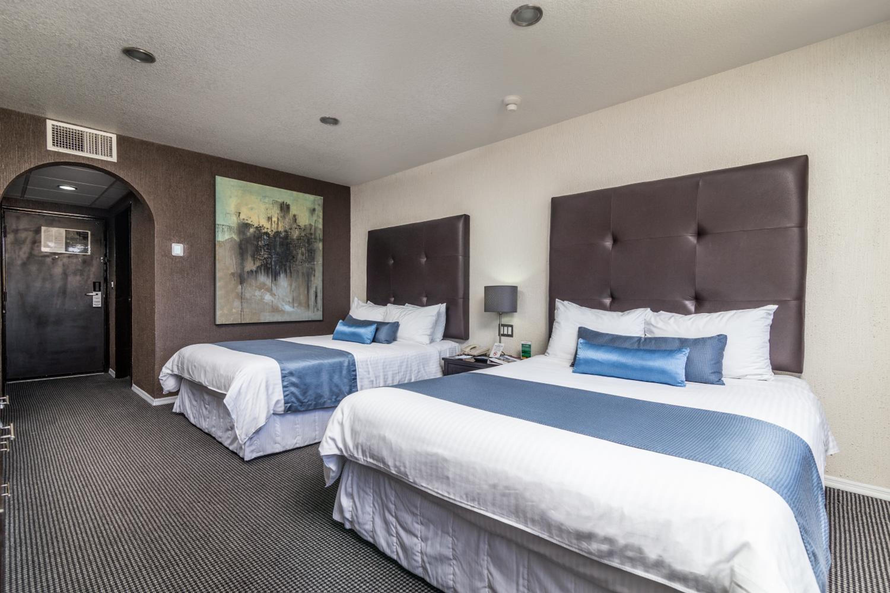 Double Room with Garden View - Photo 1