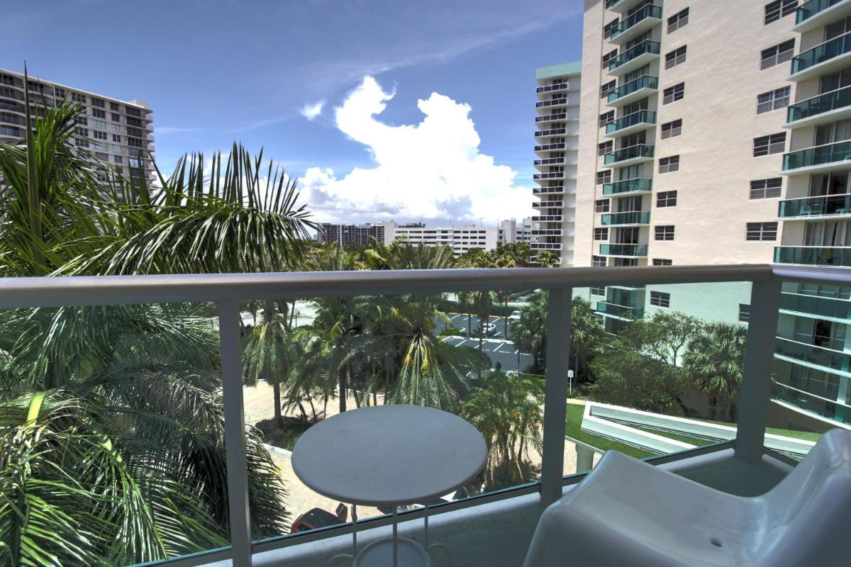Platinum Two-Bedroom Apartment with City View
