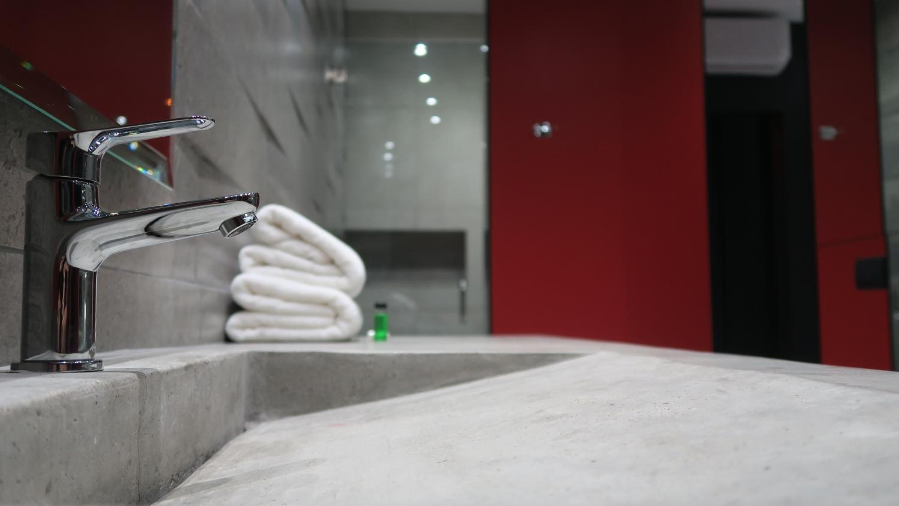 King Suite with Spa Bath photo 2