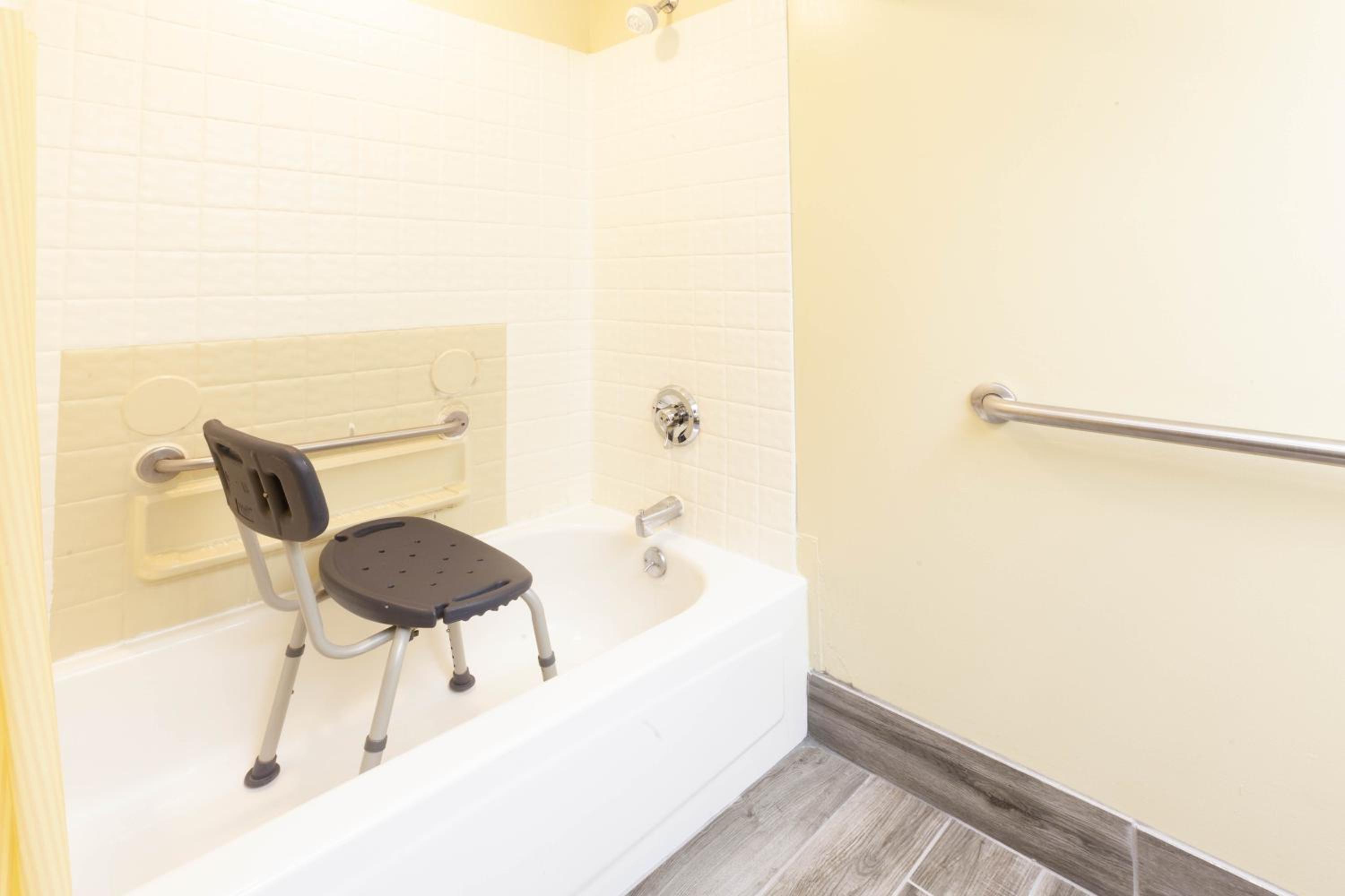 Days Inn by Wyndham Milan Sandusky South, Fotografia 3