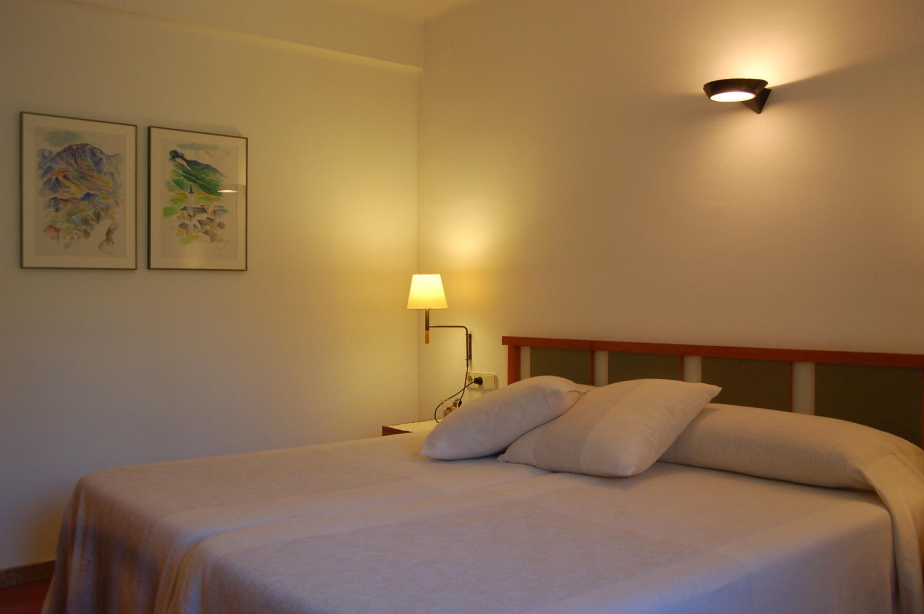 Double or Twin Room photo 3