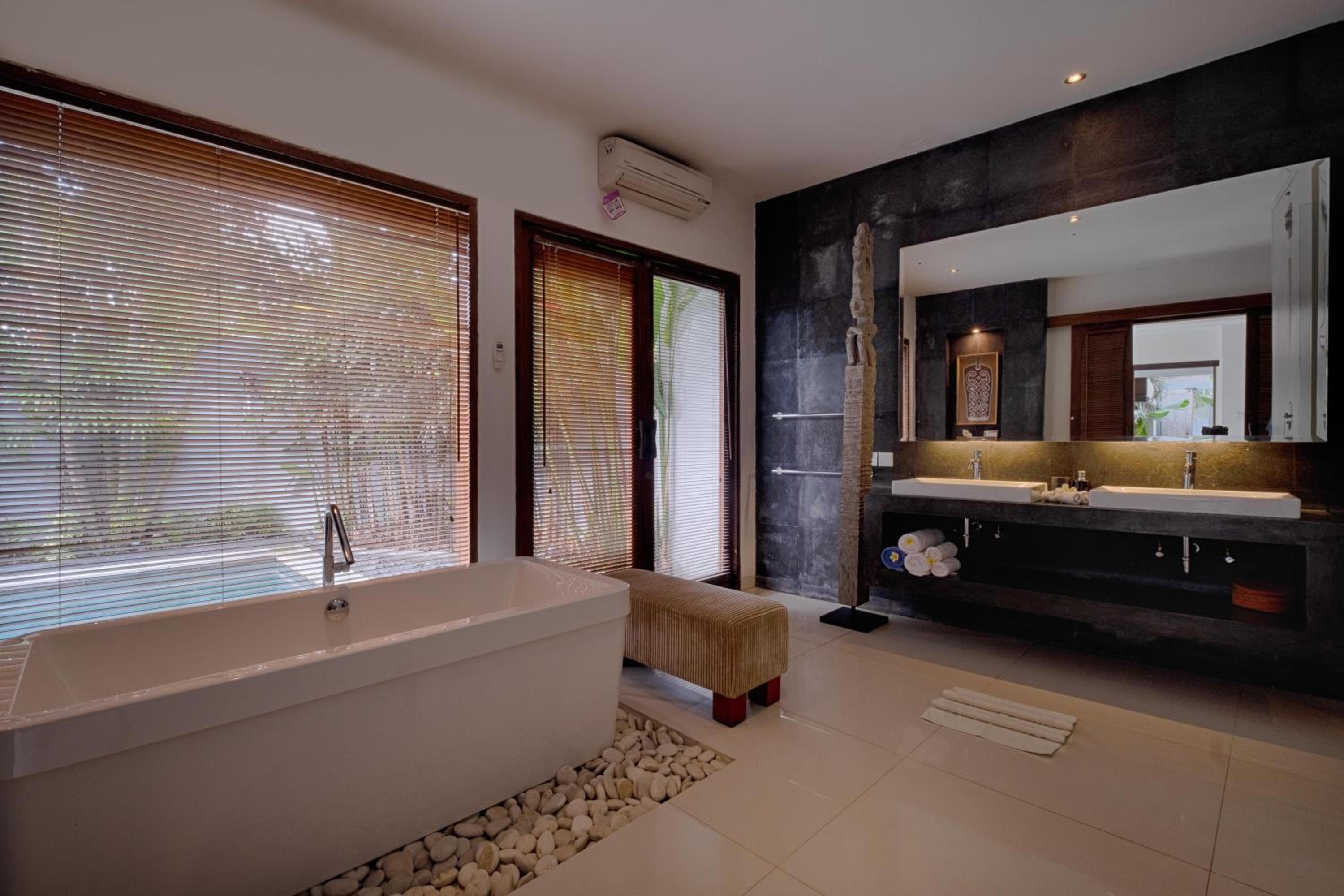 Villa Rosalia - One Bedroom Villa with Private Pool and Free Benefit photo 3