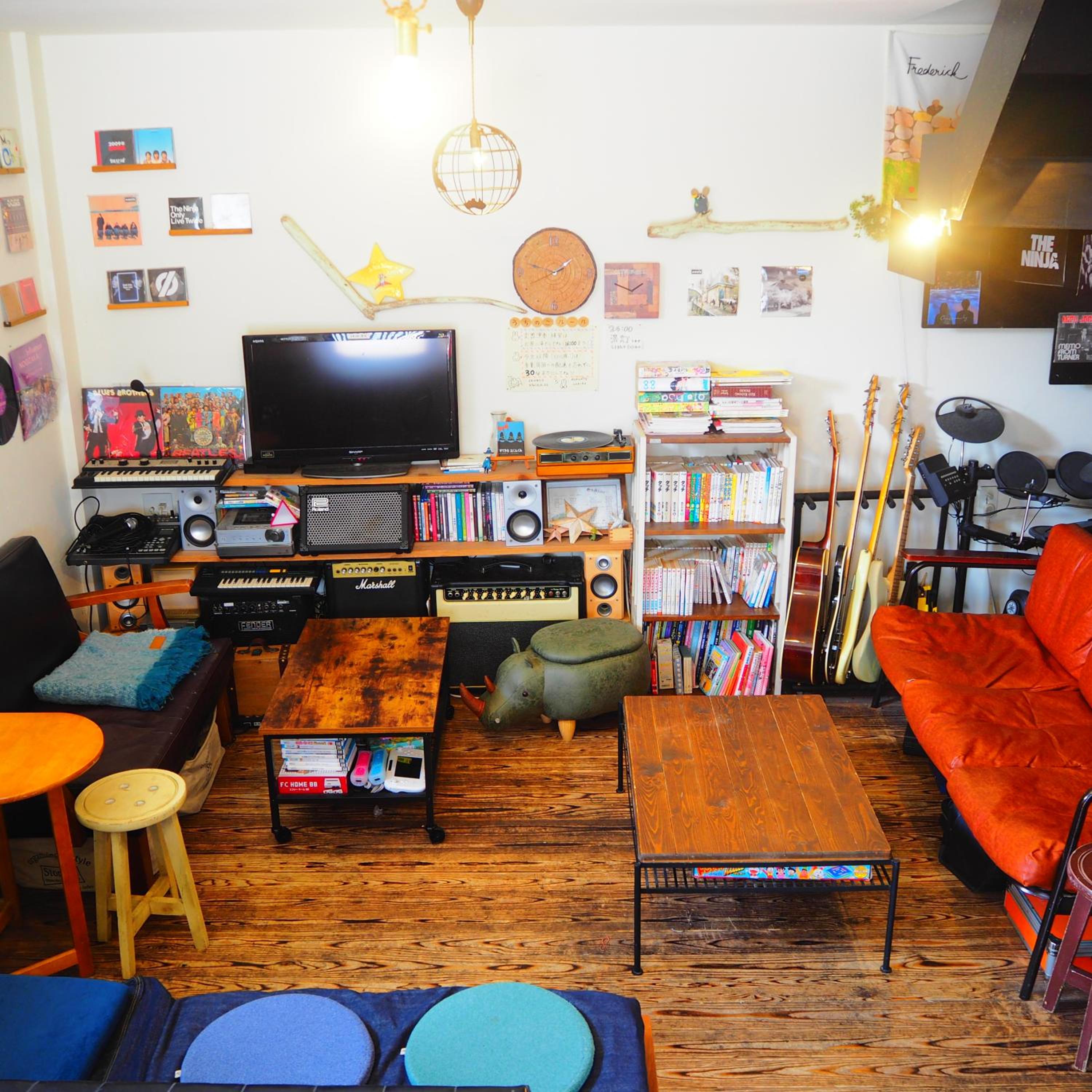 Family Room - Photo 20