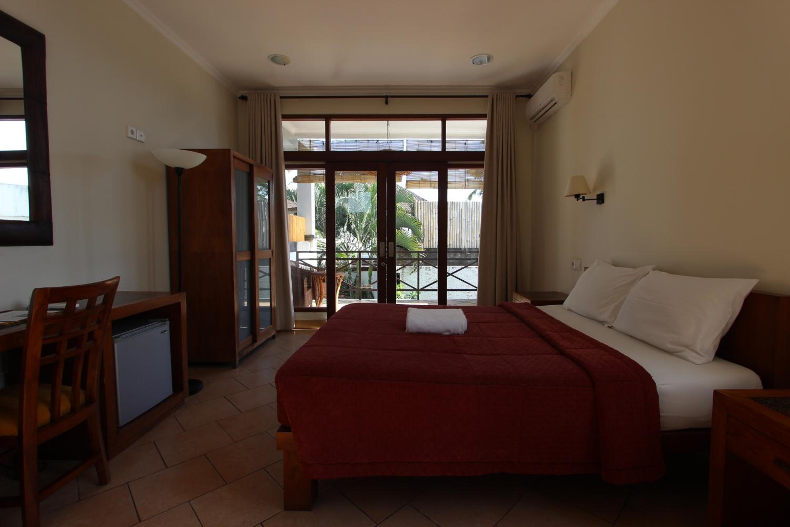 Standard Double Room with Pool View
