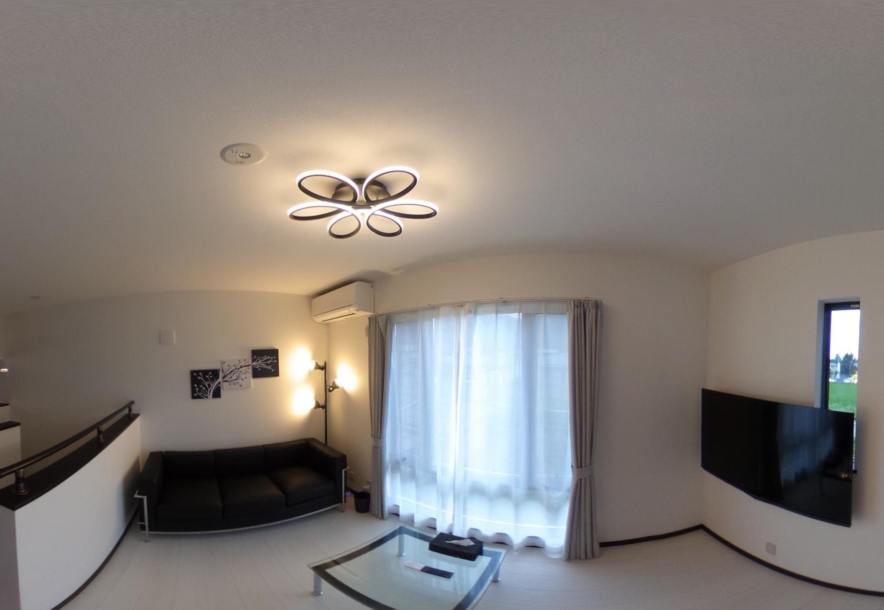 Three-Bedroom Villa - Photo 10