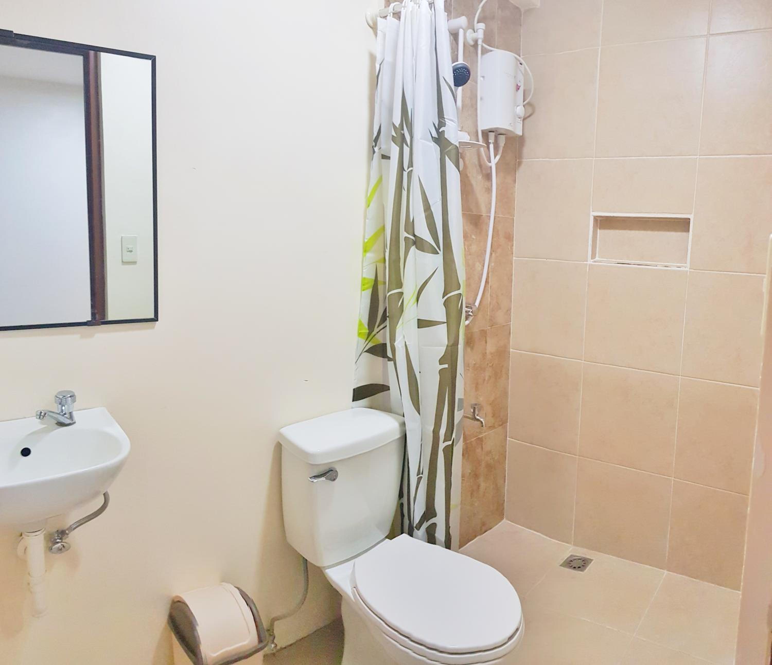Standard Double Room - Photo 2