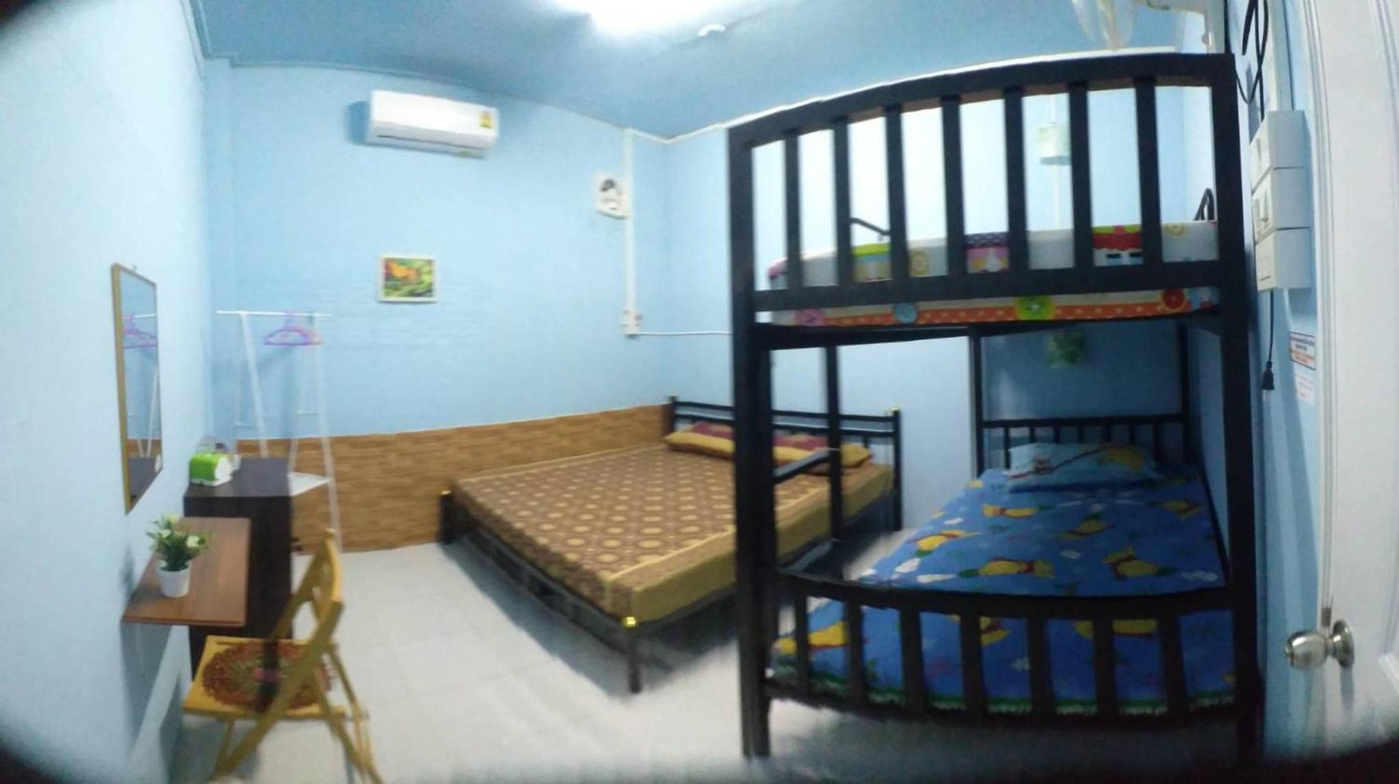 Quadruple Room with Shared Bathroom