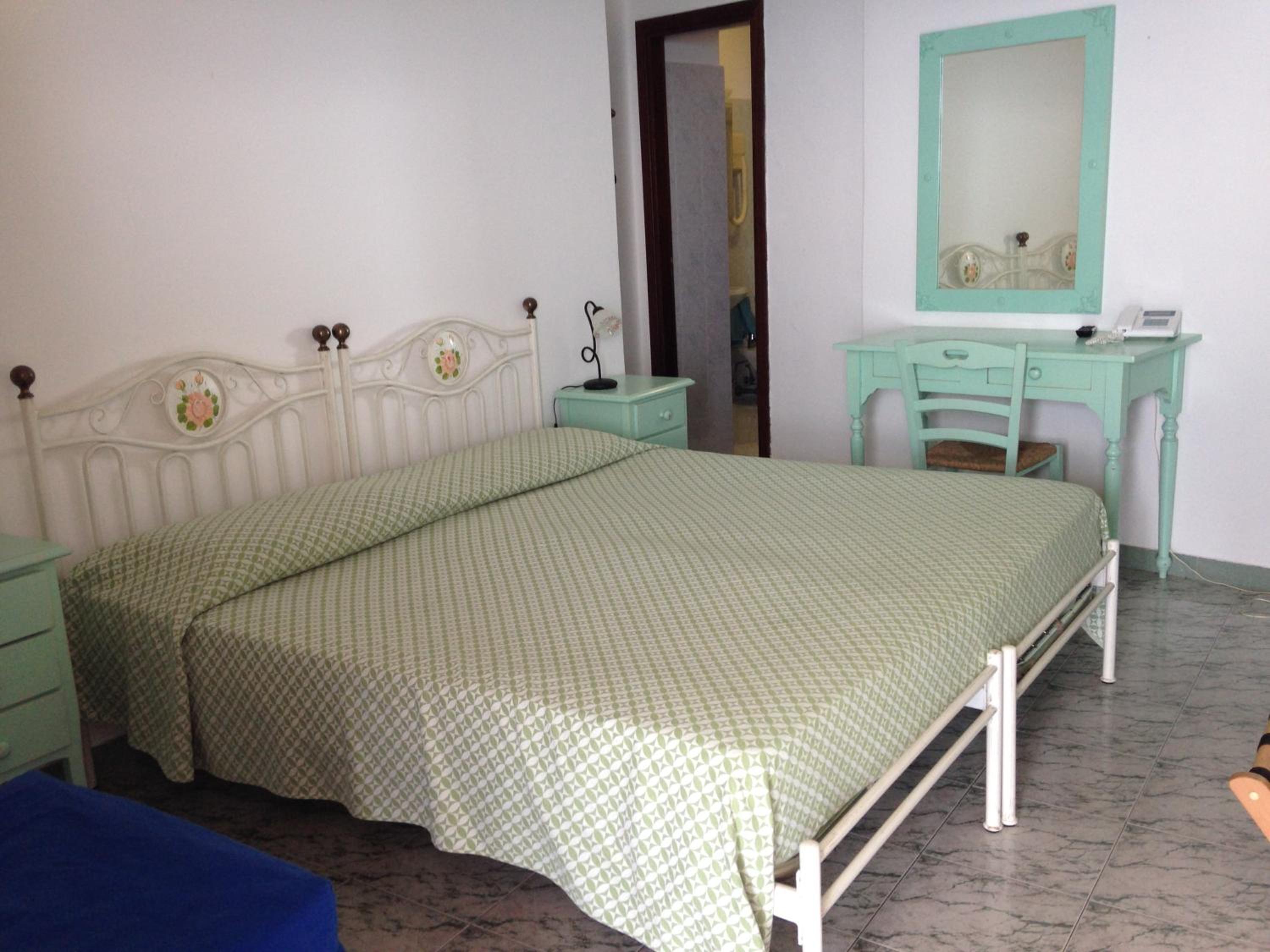 Triple Room with Sea View