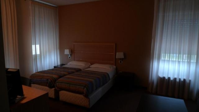 Double or Twin Room photo 2