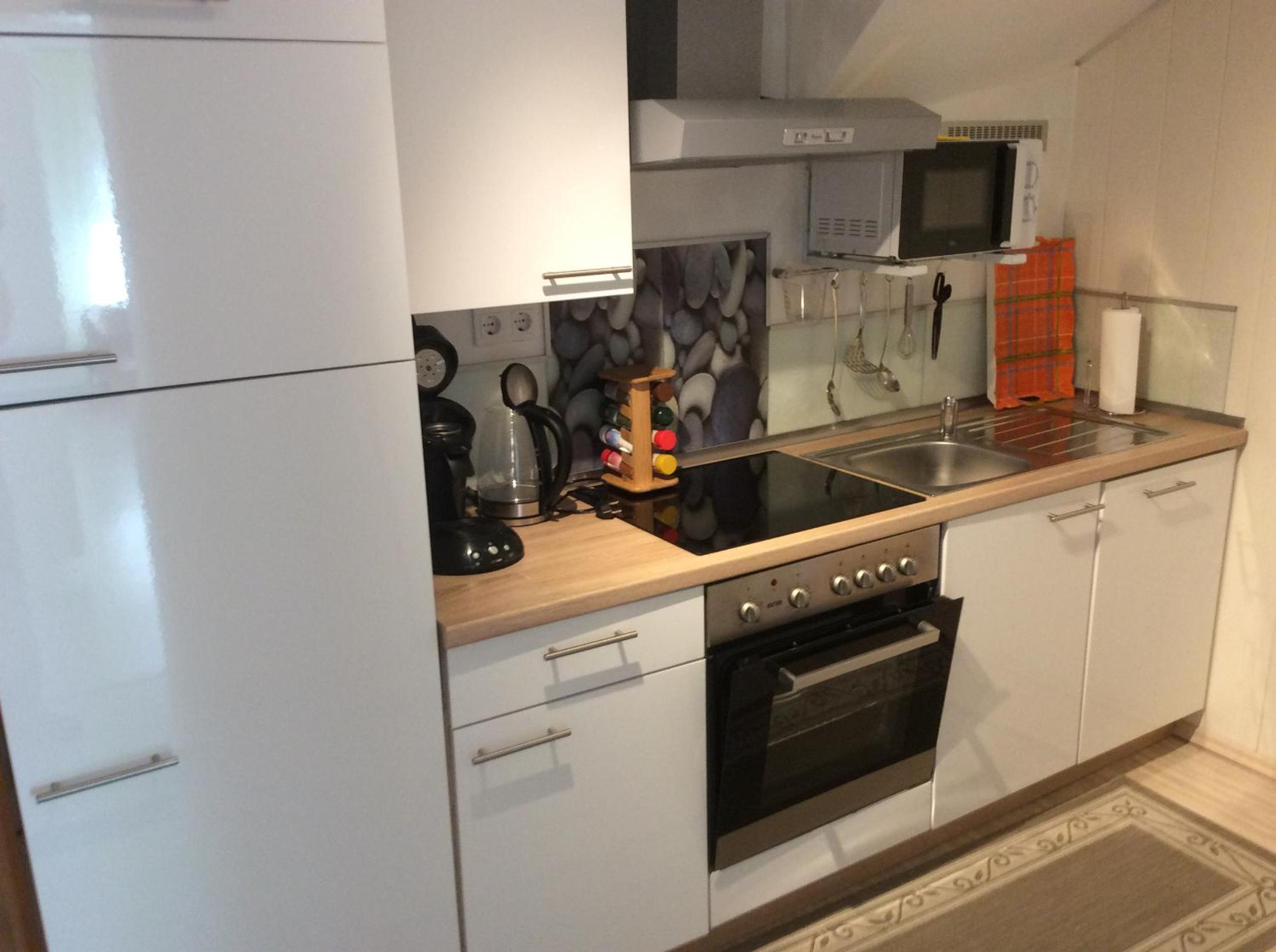 One-Bedroom Apartment - Photo 8