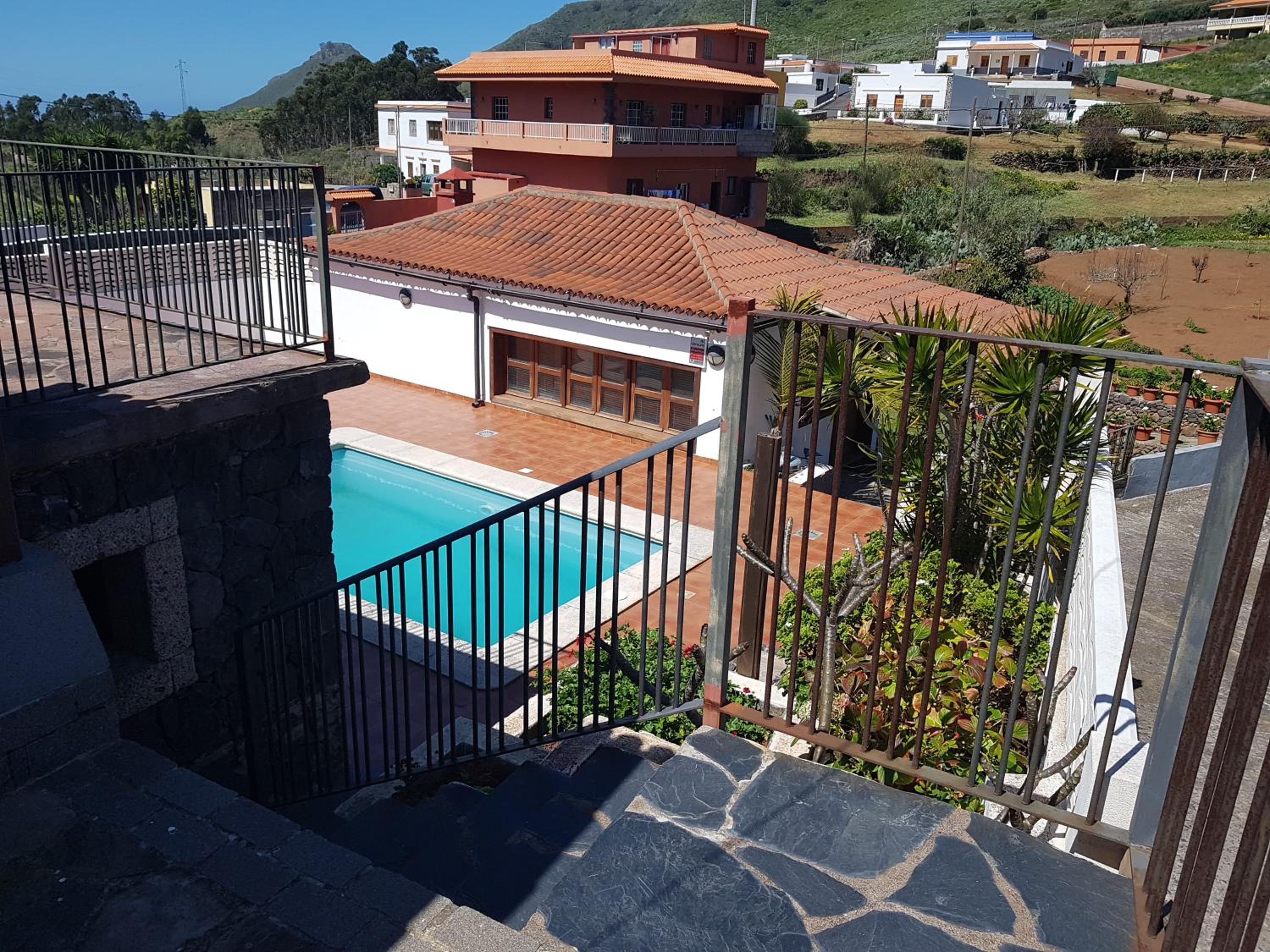 Casa de cuatro habitaciones