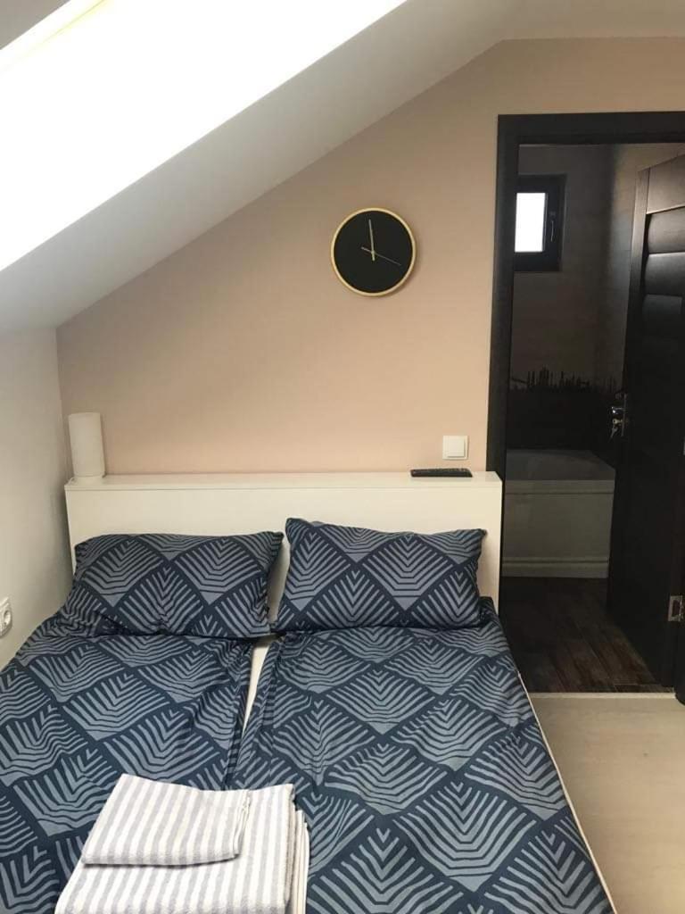 Economy Double Room photo 3