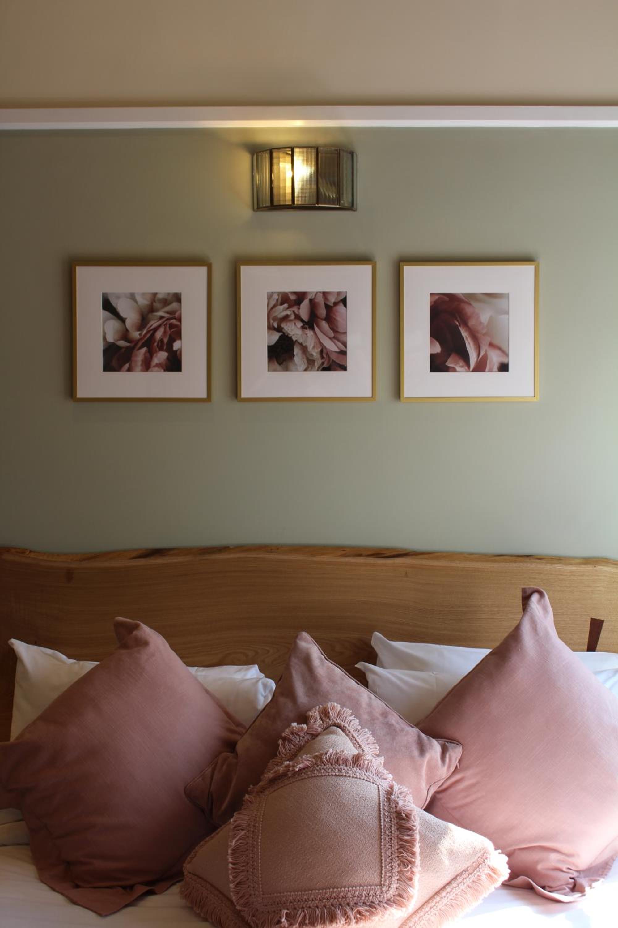 Superior King Room - Photo 1