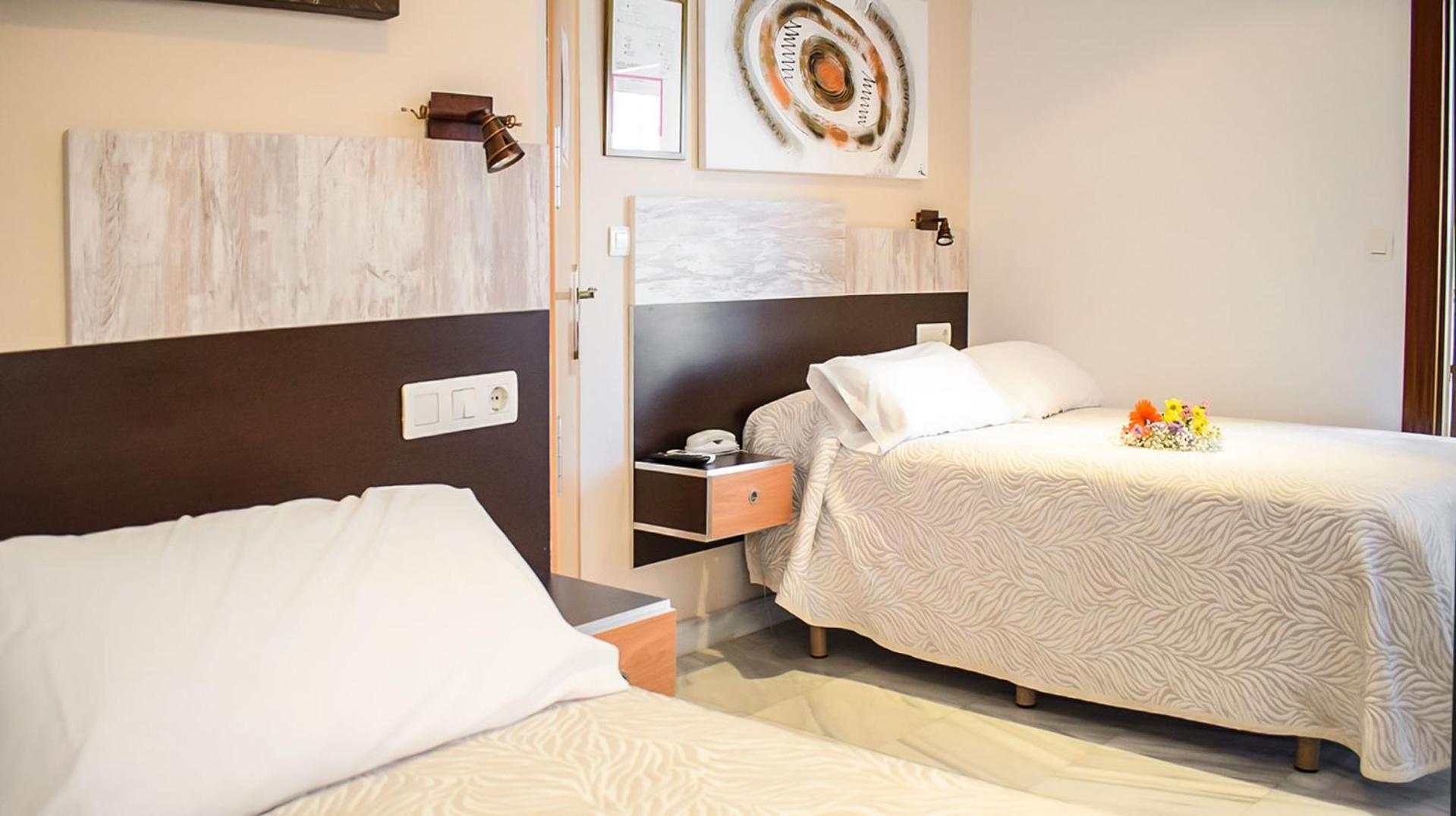 Triple Room - Photo 5