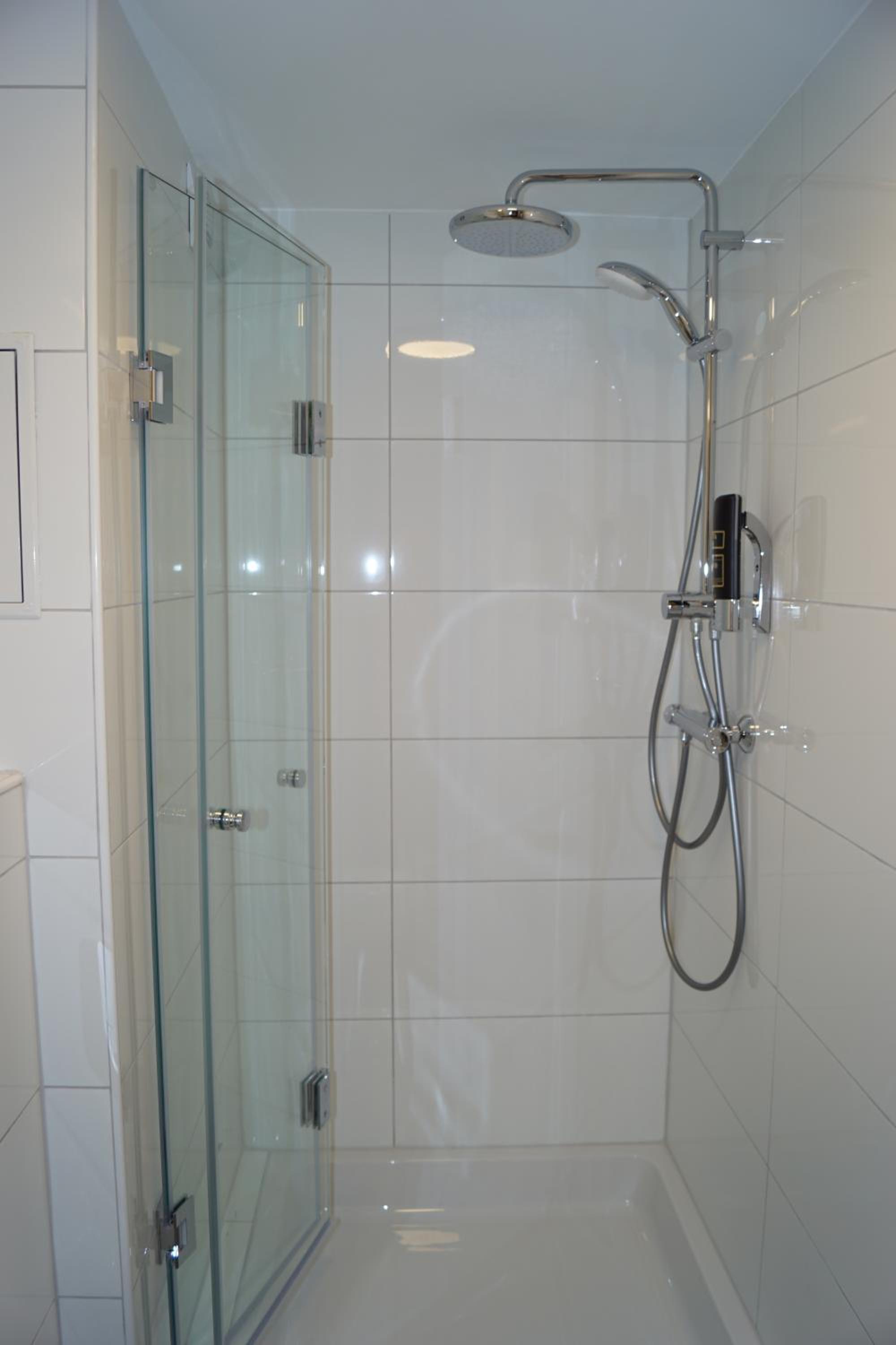 Twin Room - Photo 2