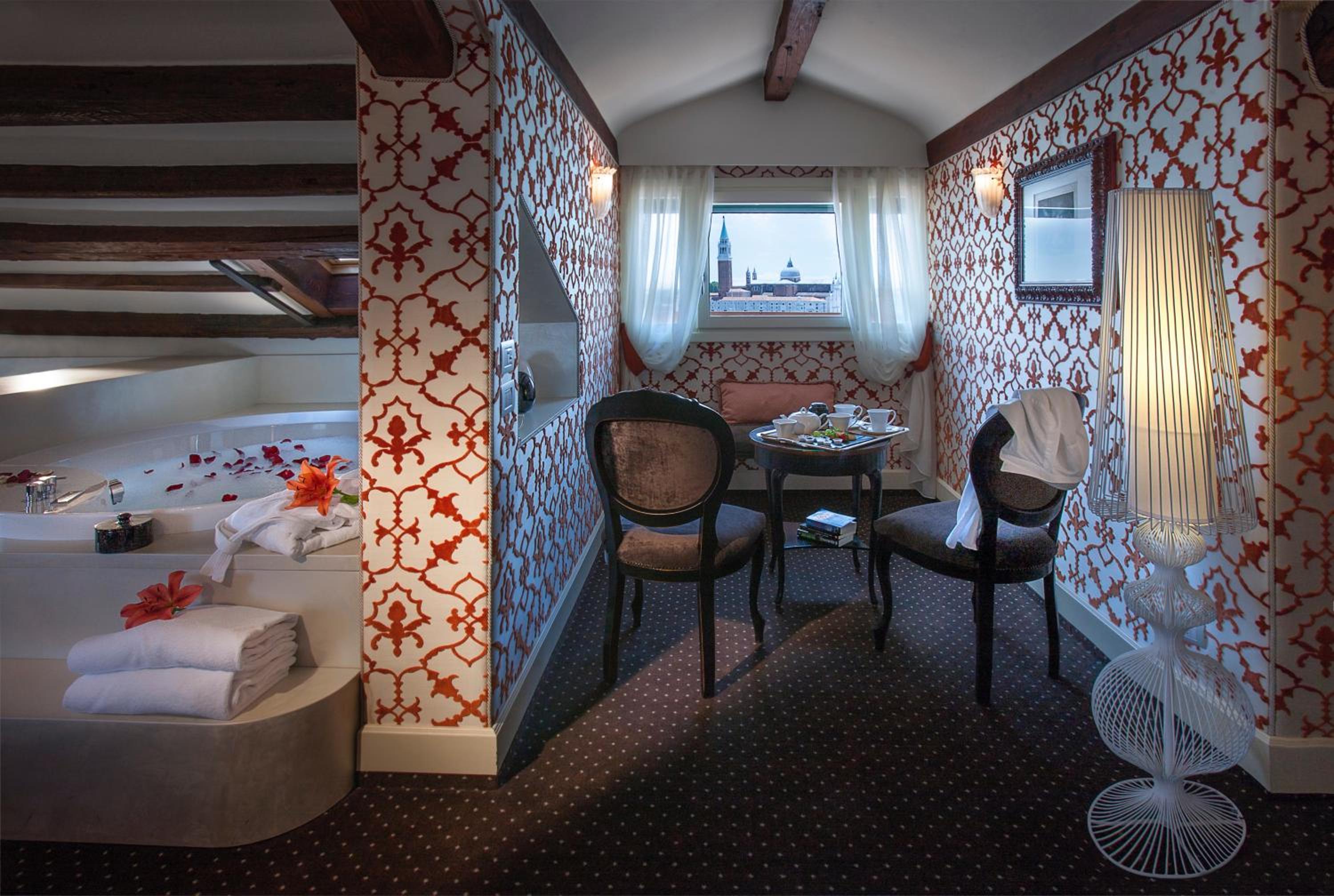 Junior Suite with Lagoon View (2 Adults)