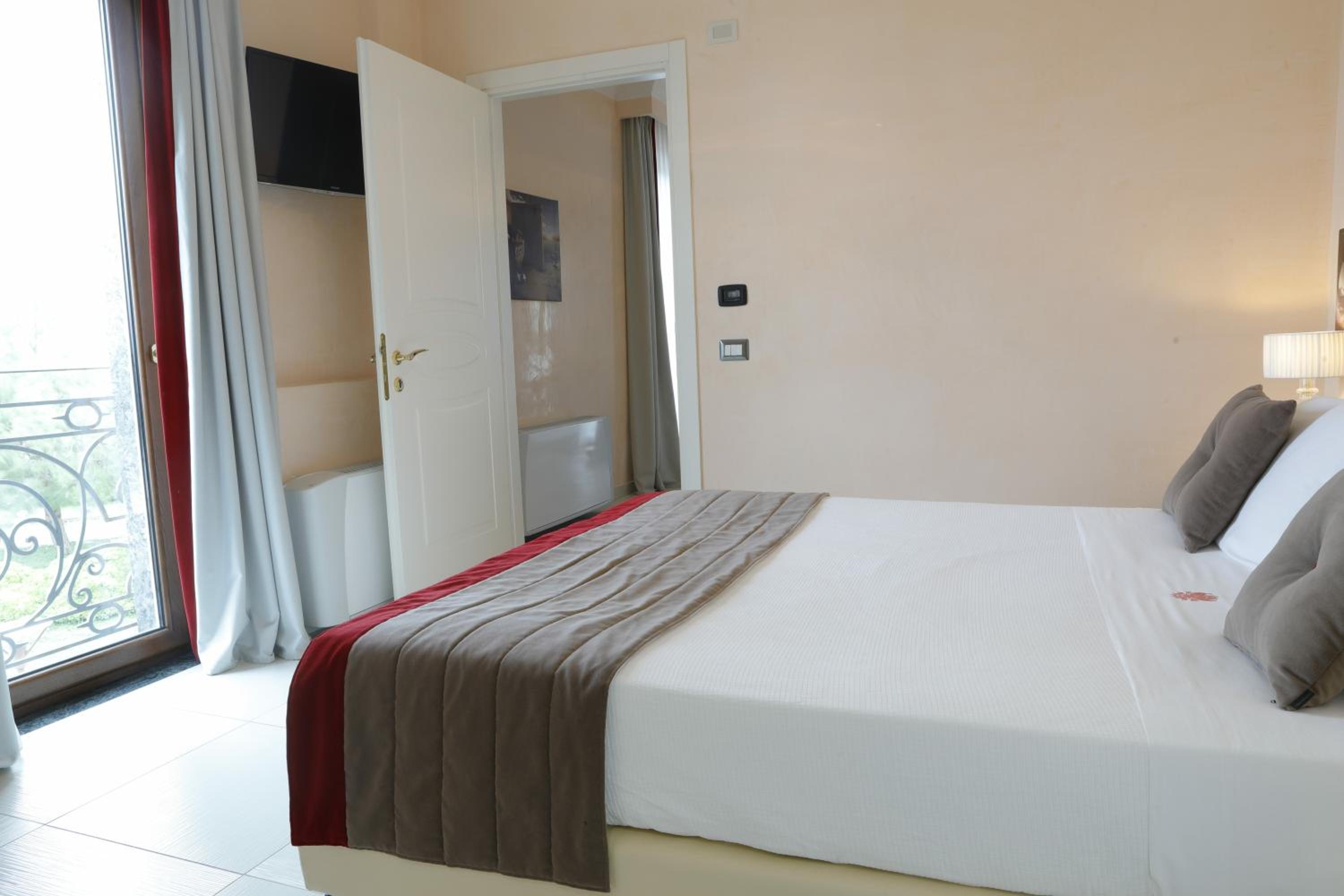 Confort Double or Twin Room photo 1