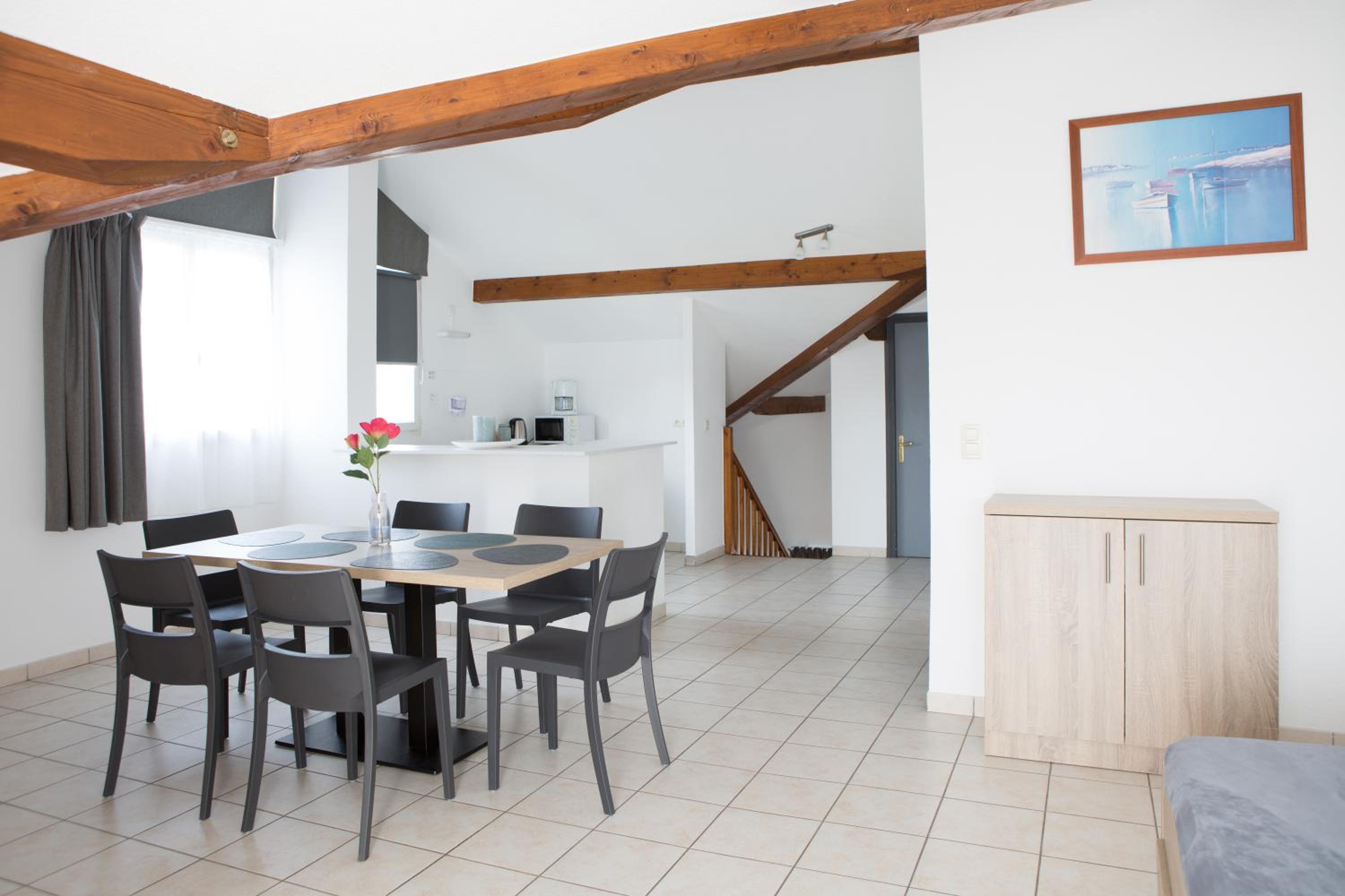Two-Bedroom Duplex Apartment (6 Adults) - Photo 5
