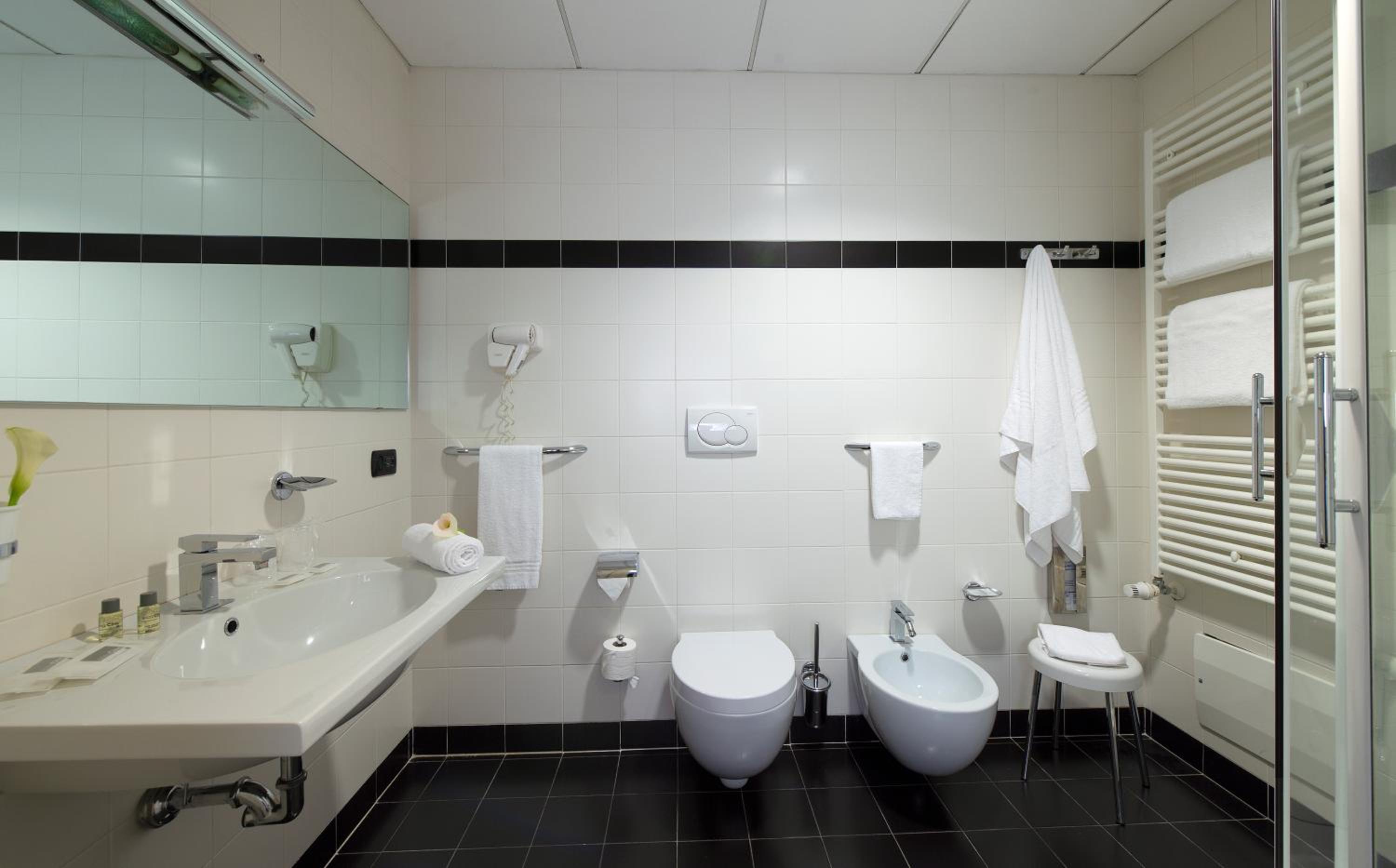 Budget Double Room photo 2
