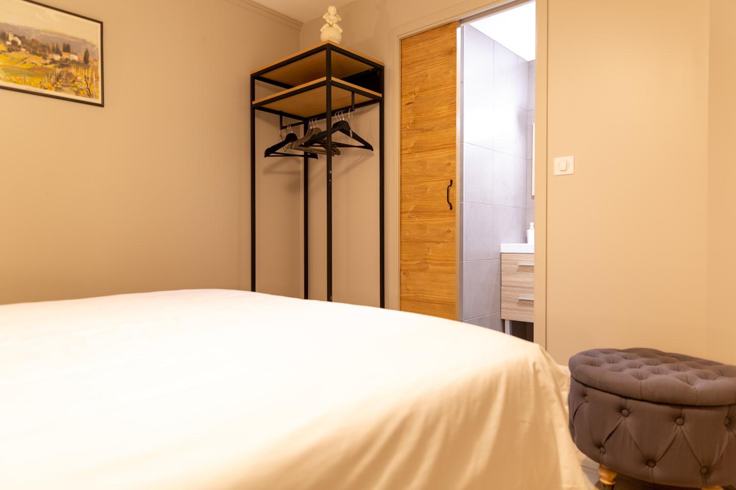 Standard Double Room photo 3