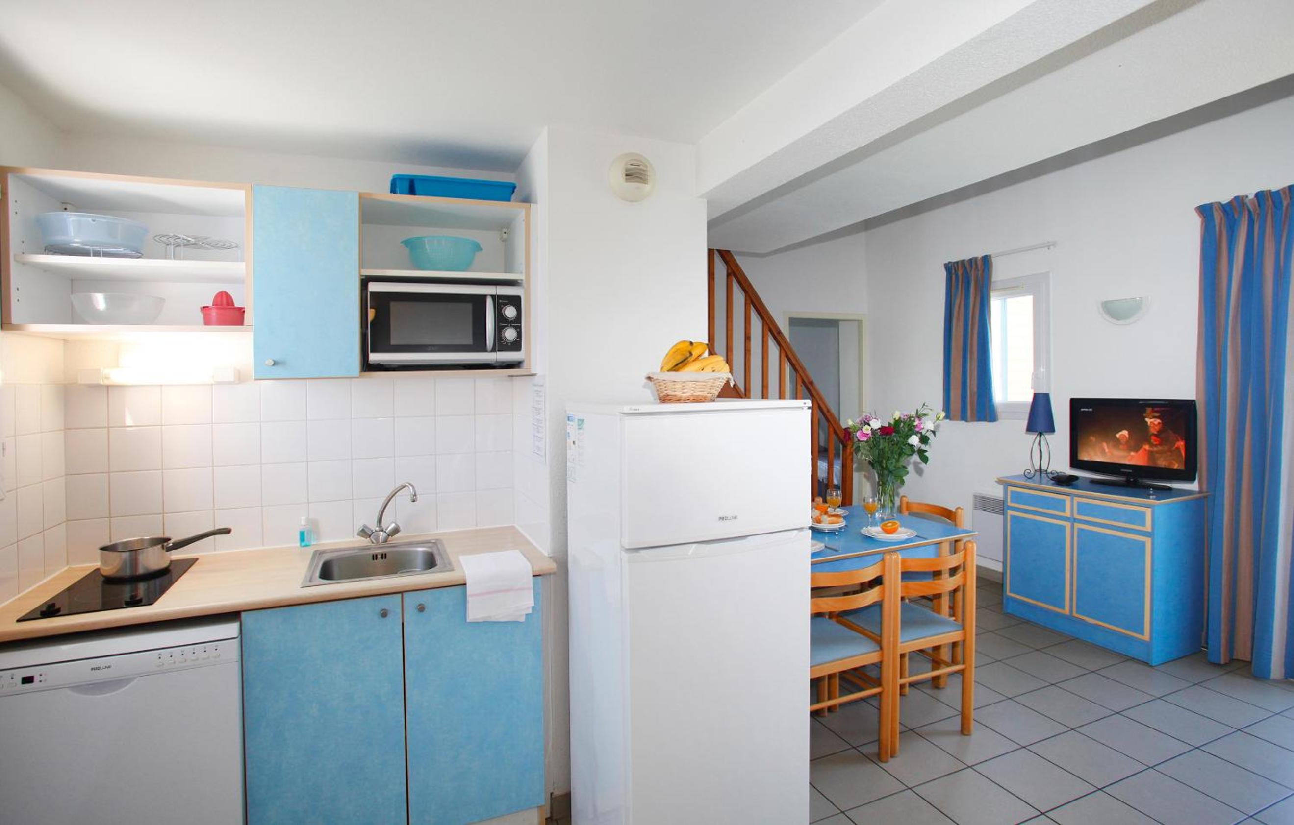 Four-Room Apartment photo 3
